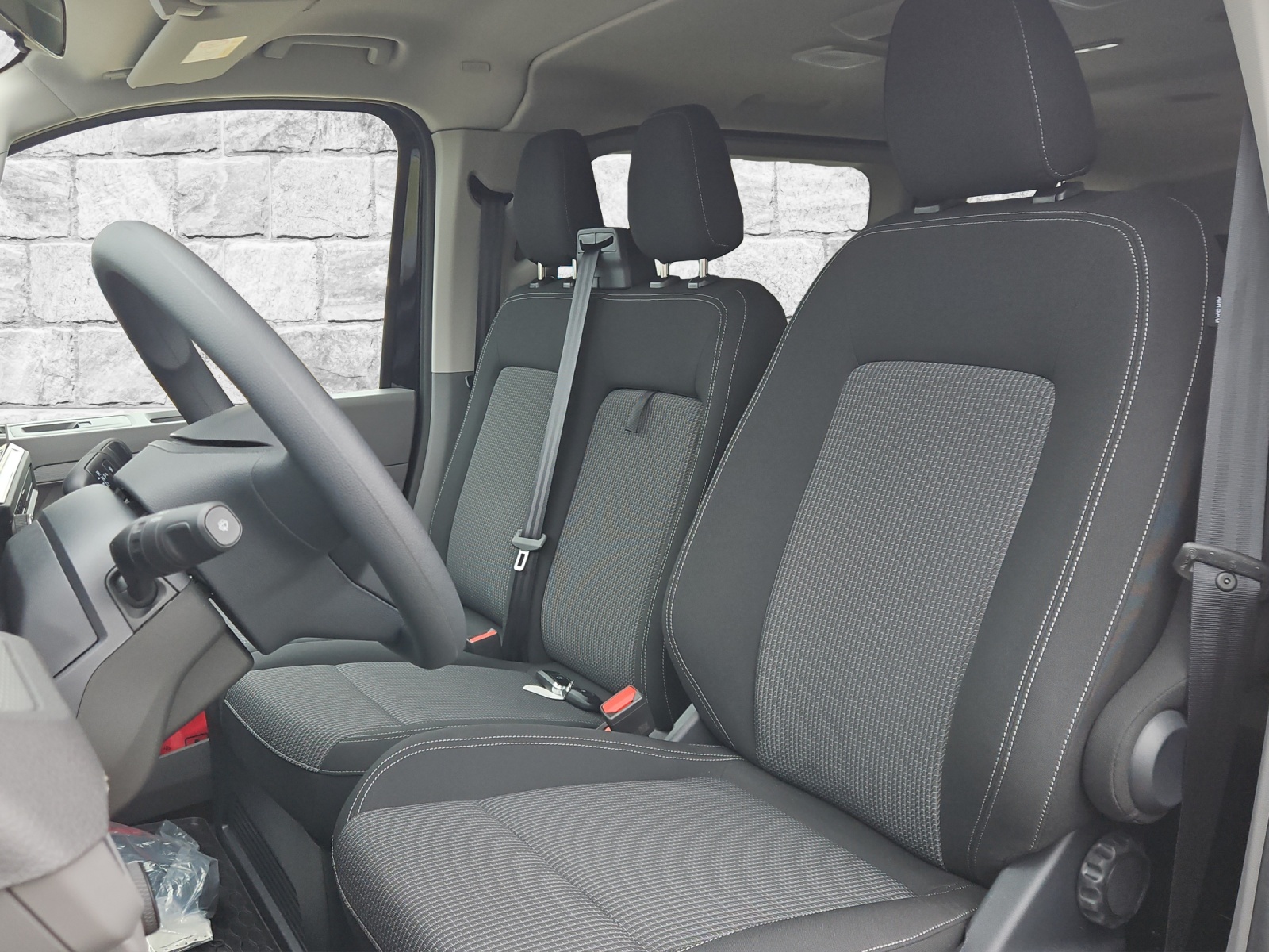 VW Caravelle BEV-image-10