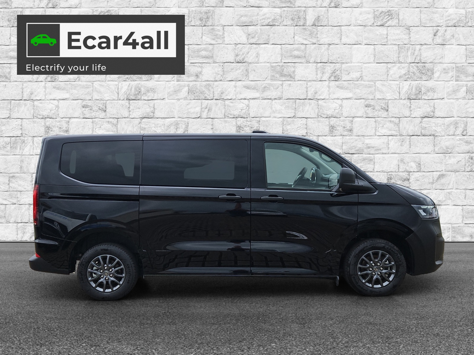 VW Caravelle BEV-image-5
