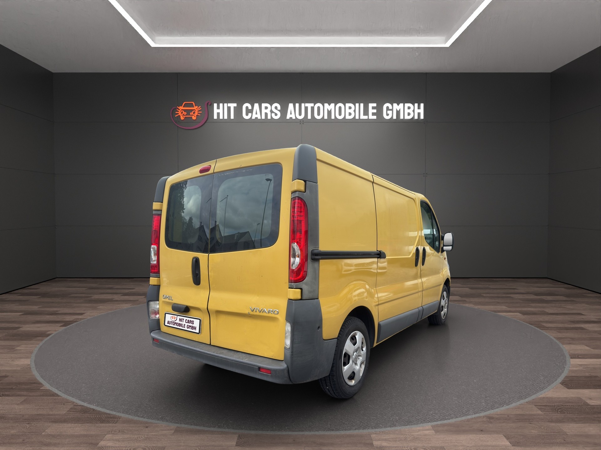 OPEL VIVARO-image-4