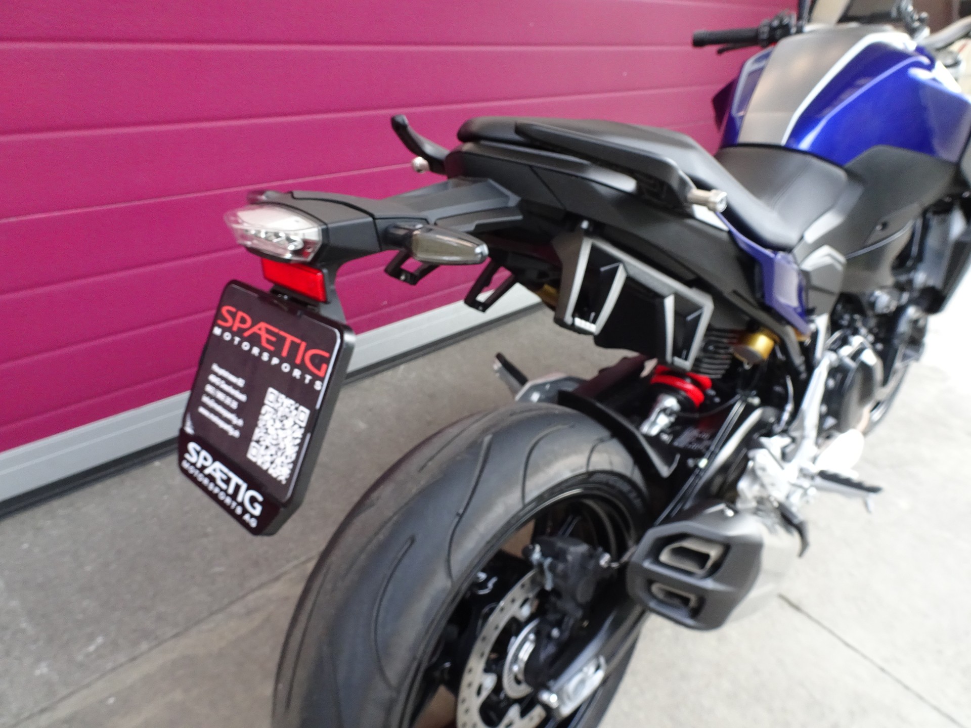 BMW F 900 R A2 ABS-image-7