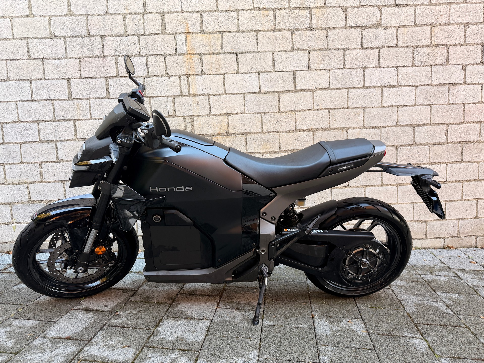 HONDA Honda WN7-showroom-element-1