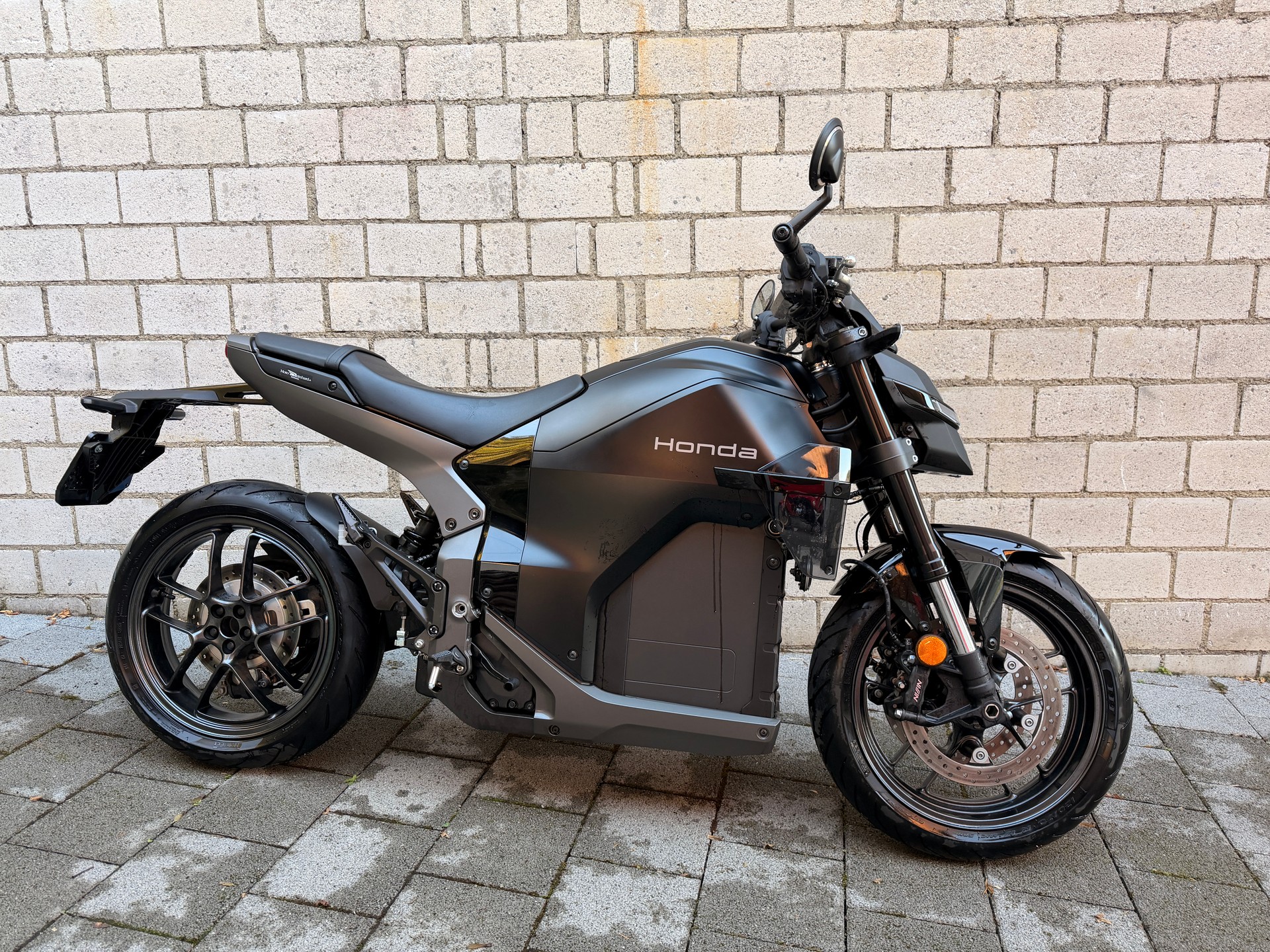 HONDA Honda WN7