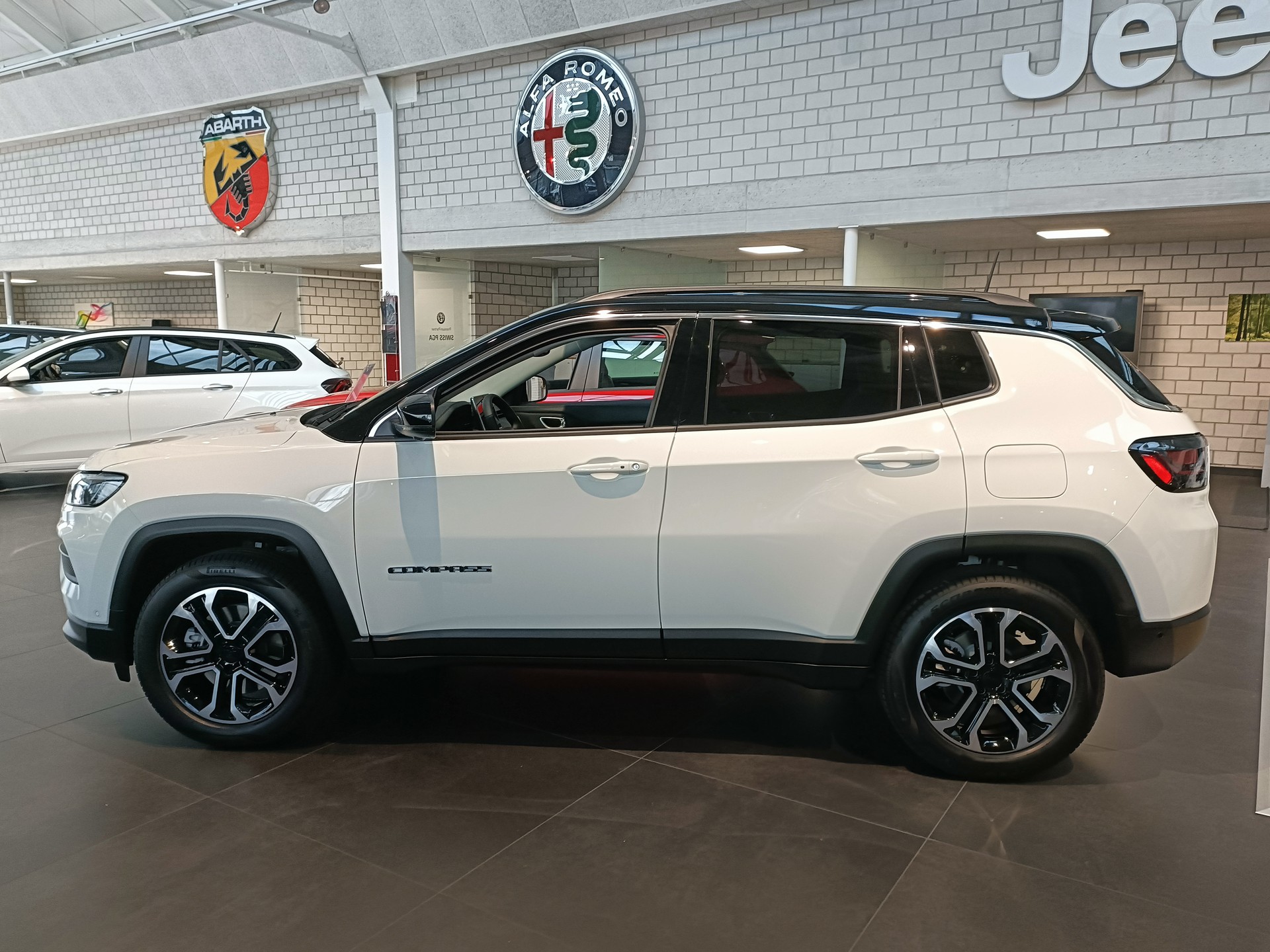 JEEP COMPASS 4xe 1.3 240cv Swiss-image-6