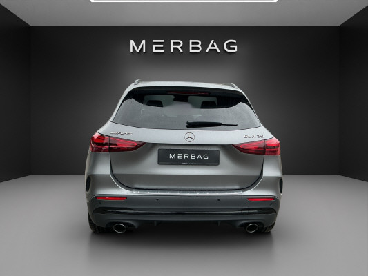 MERCEDES-BENZ GLA AMG 35 4Matic 8G-DCT-image-4