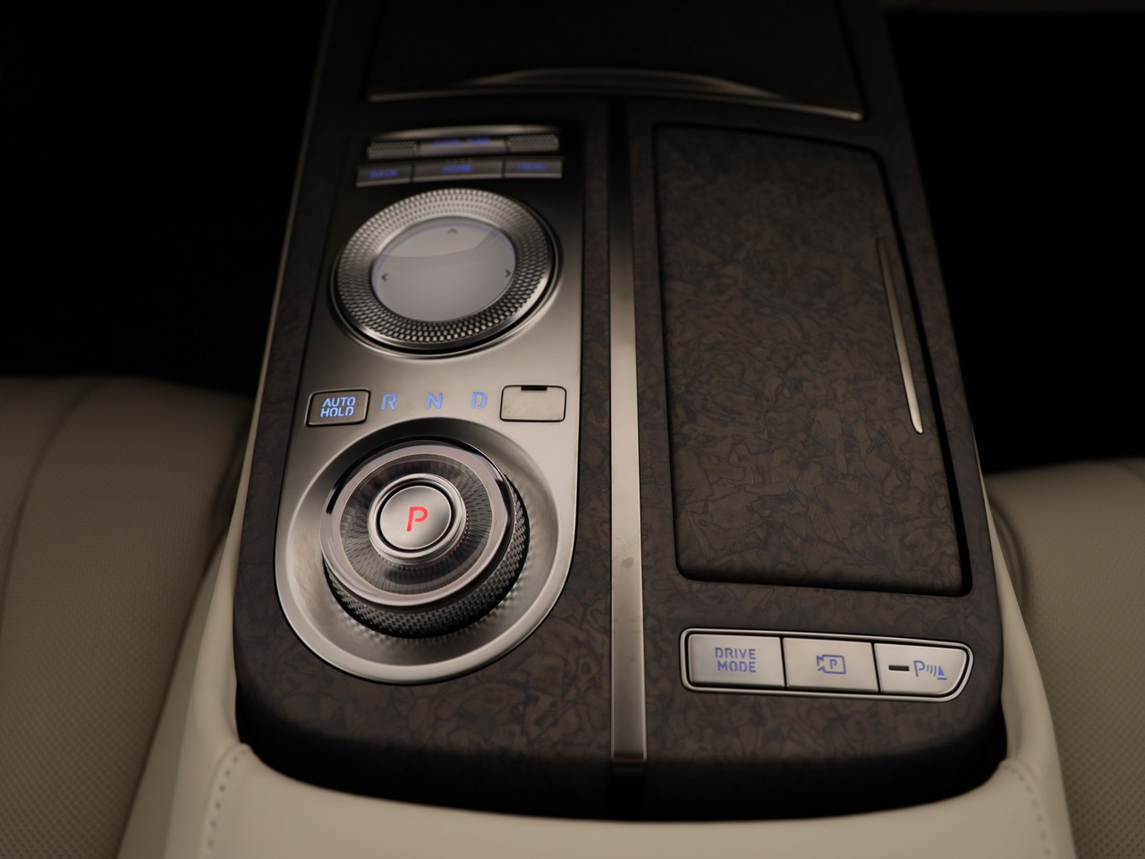 GENESIS G80 Electrificed Luxury 87,2kWh AWD-image-18