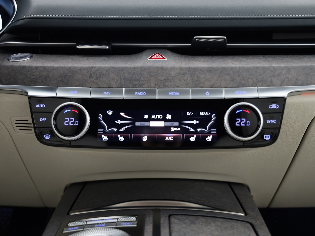 GENESIS G80 Electrificed Luxury 87,2kWh AWD-image-17