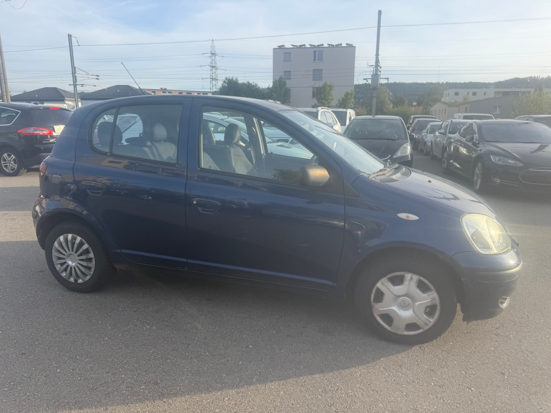 TOYOTA Yaris 1.4 D-4D Linea Luna-image-1