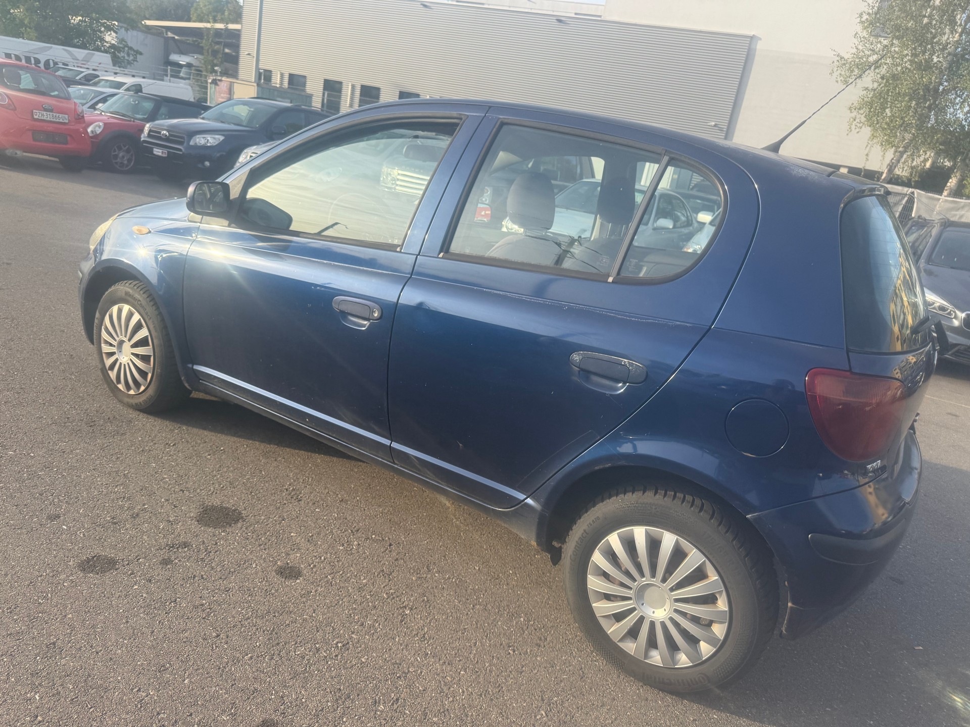 TOYOTA Yaris 1.4 D-4D Linea Luna-image-3