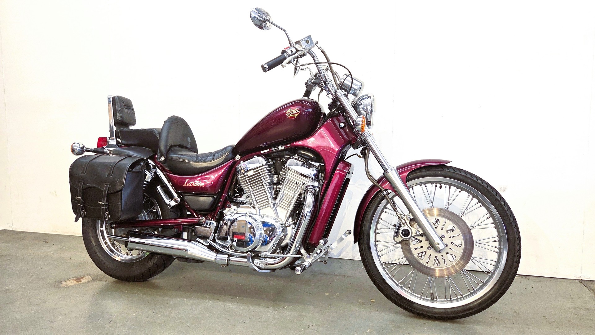 SUZUKI VS 750 GLP Intruder-showroom-element-2