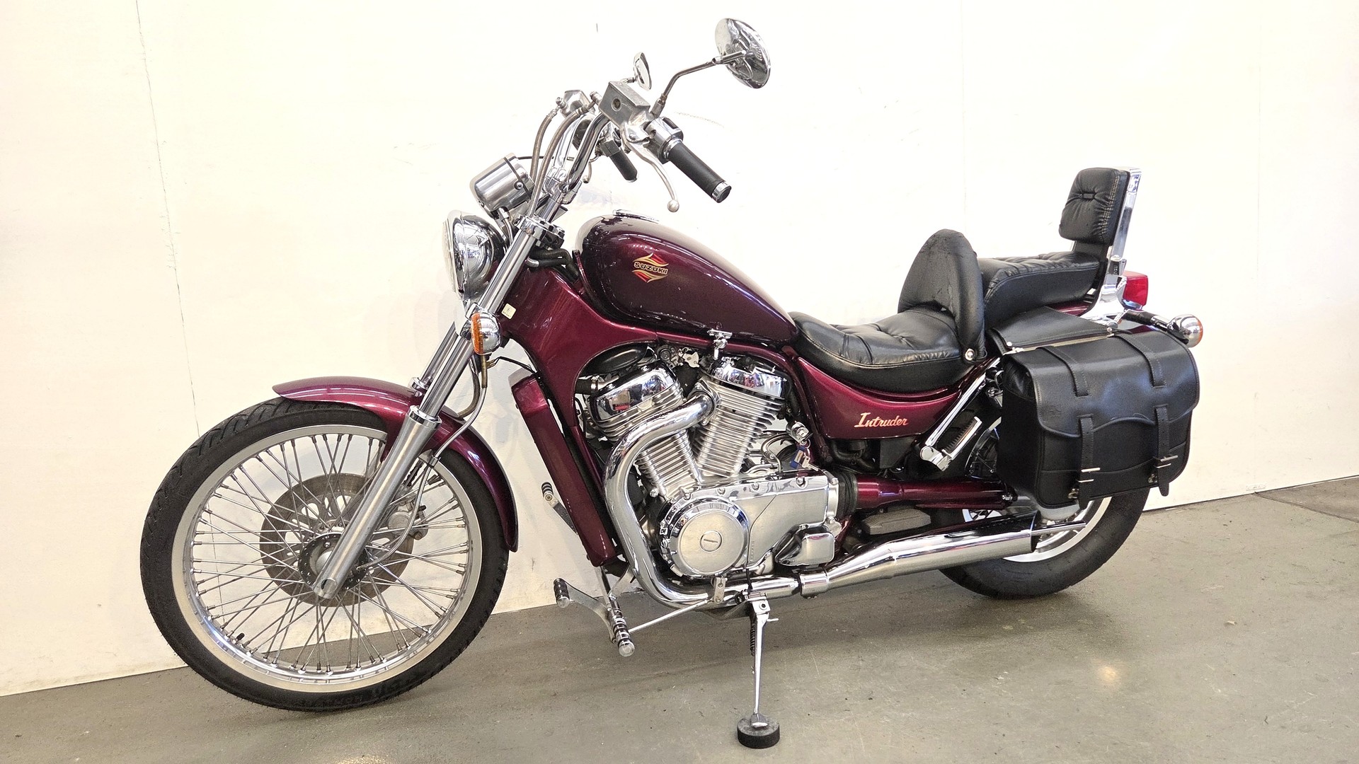 SUZUKI VS 750 GLP Intruder-showroom-element-3
