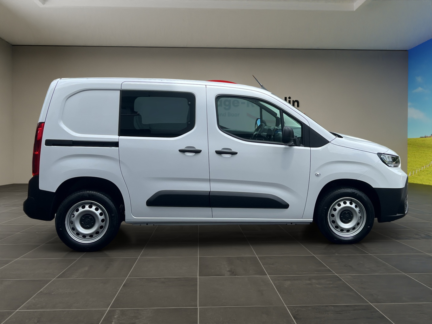TOYOTA PROACE CITY Van L1 1.2 Active-image-5