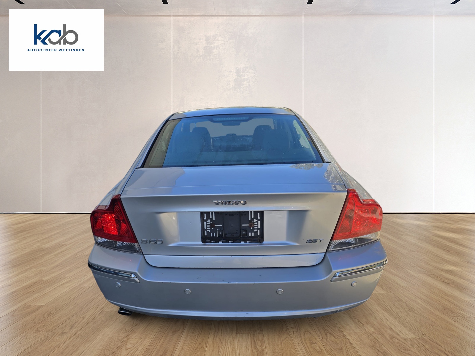 VOLVO S60 2.5T Kinetic-image-4
