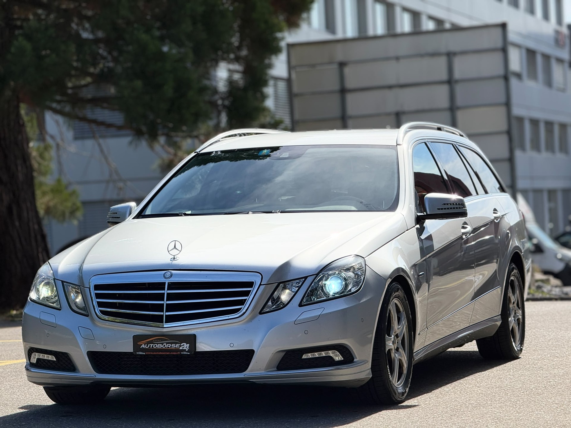 MERCEDES-BENZ E 220 CDI BlueEF My Star Kombi