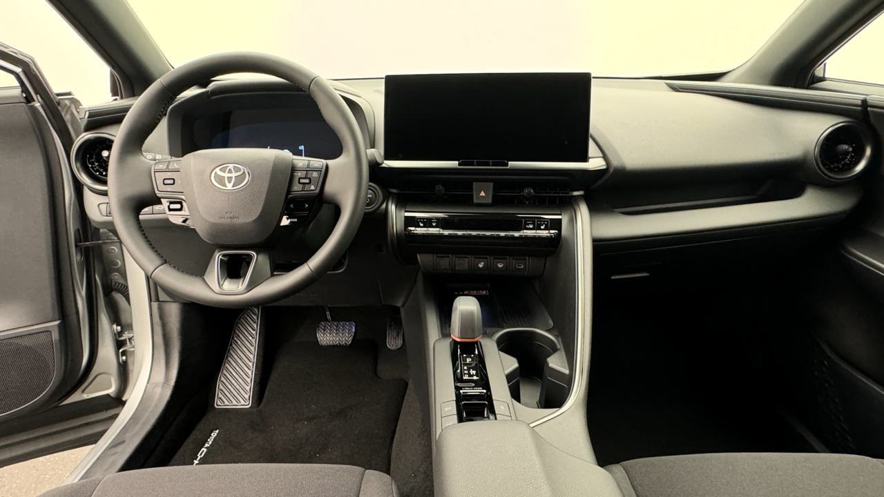 TOYOTA C-HR 2.0 PHEV CVT Style-image-6