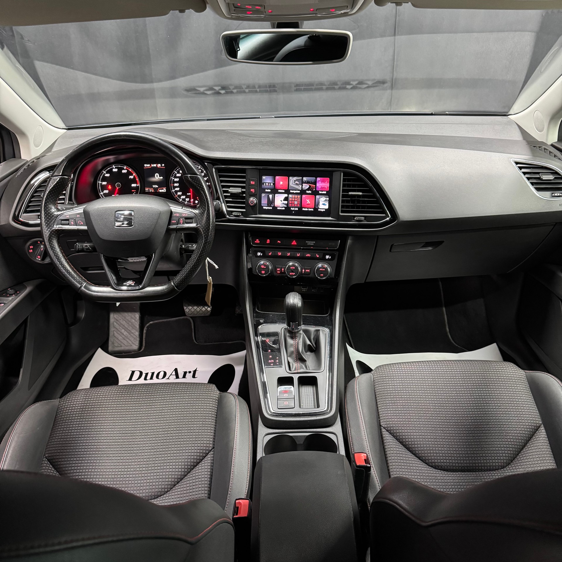 SEAT Leon 1.5 TSI EVO FR ACT FR DSG-image-9