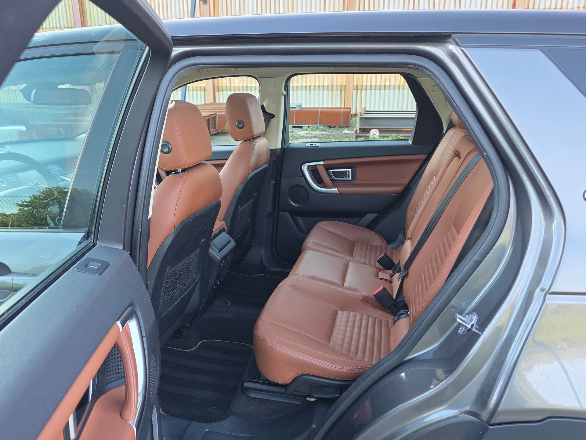 LAND ROVER Discovery Sport 2.0 Si4 HSE AT9 / Neu ab Mfk / AHK 2000kg-image-10