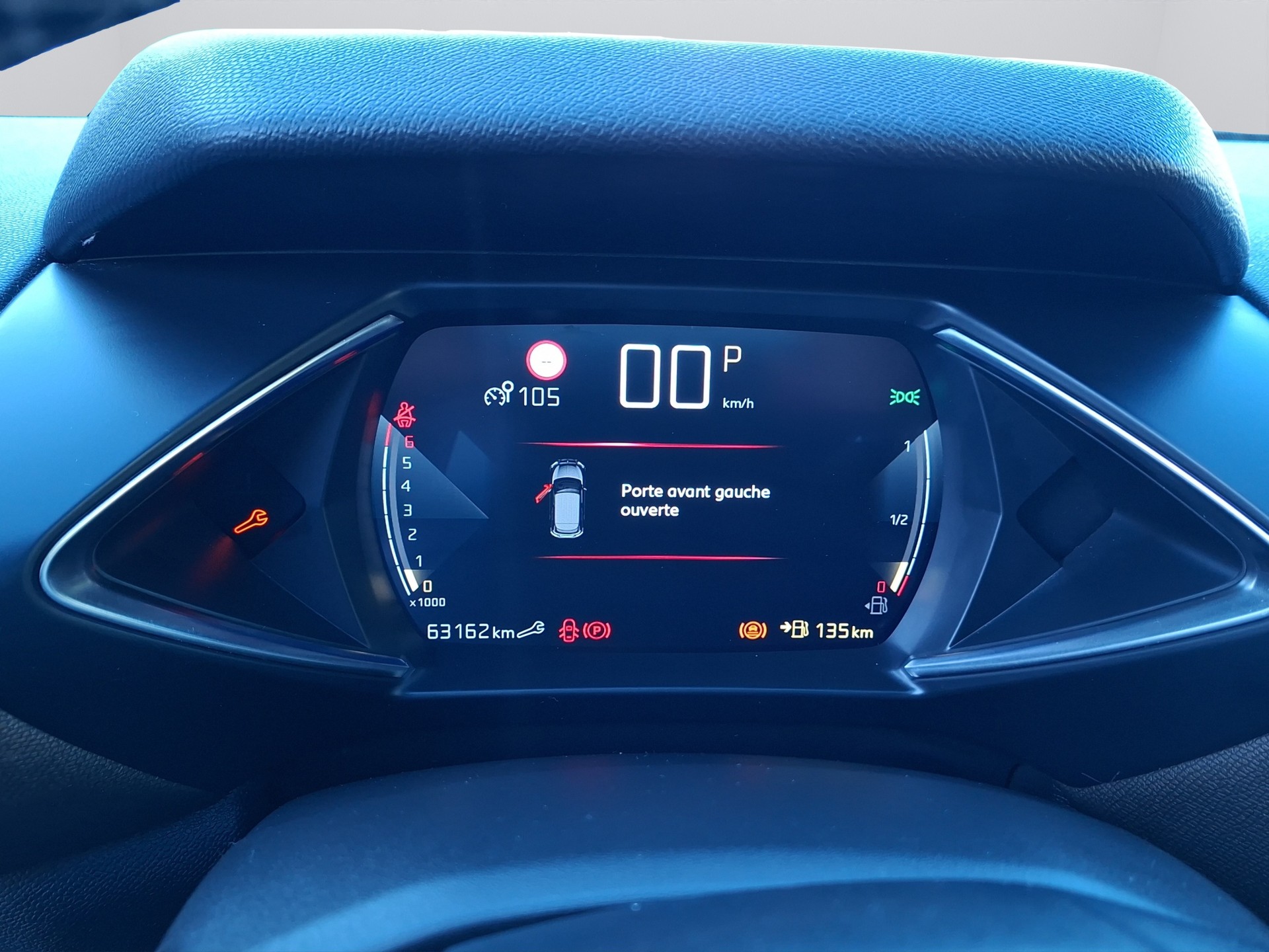 DS AUTOMOBILES DS 3 Crossback 1.2 PureTech SO Chic EAT8-image-12