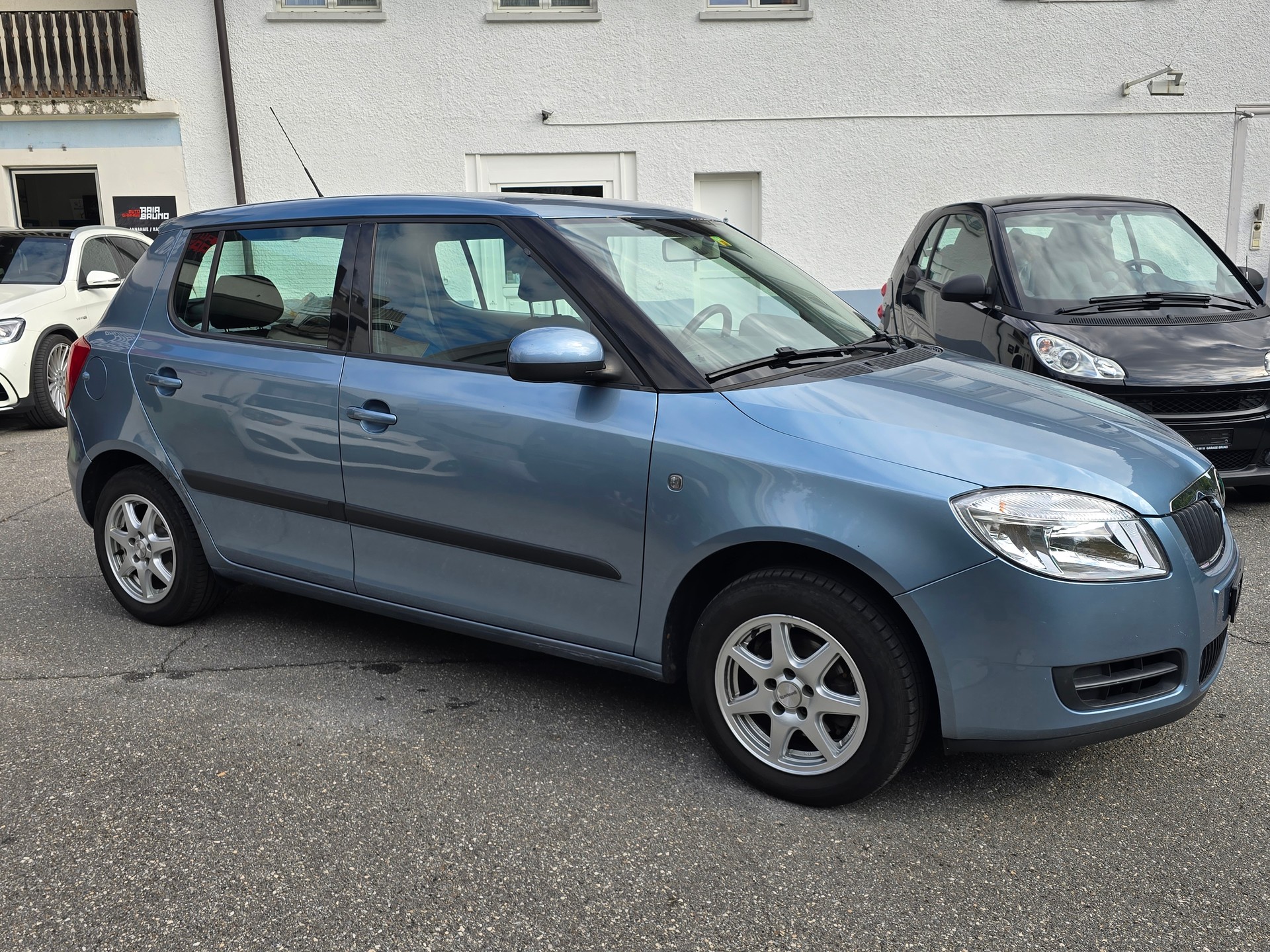 SKODA Fabia 1.4 Elegance-image-5