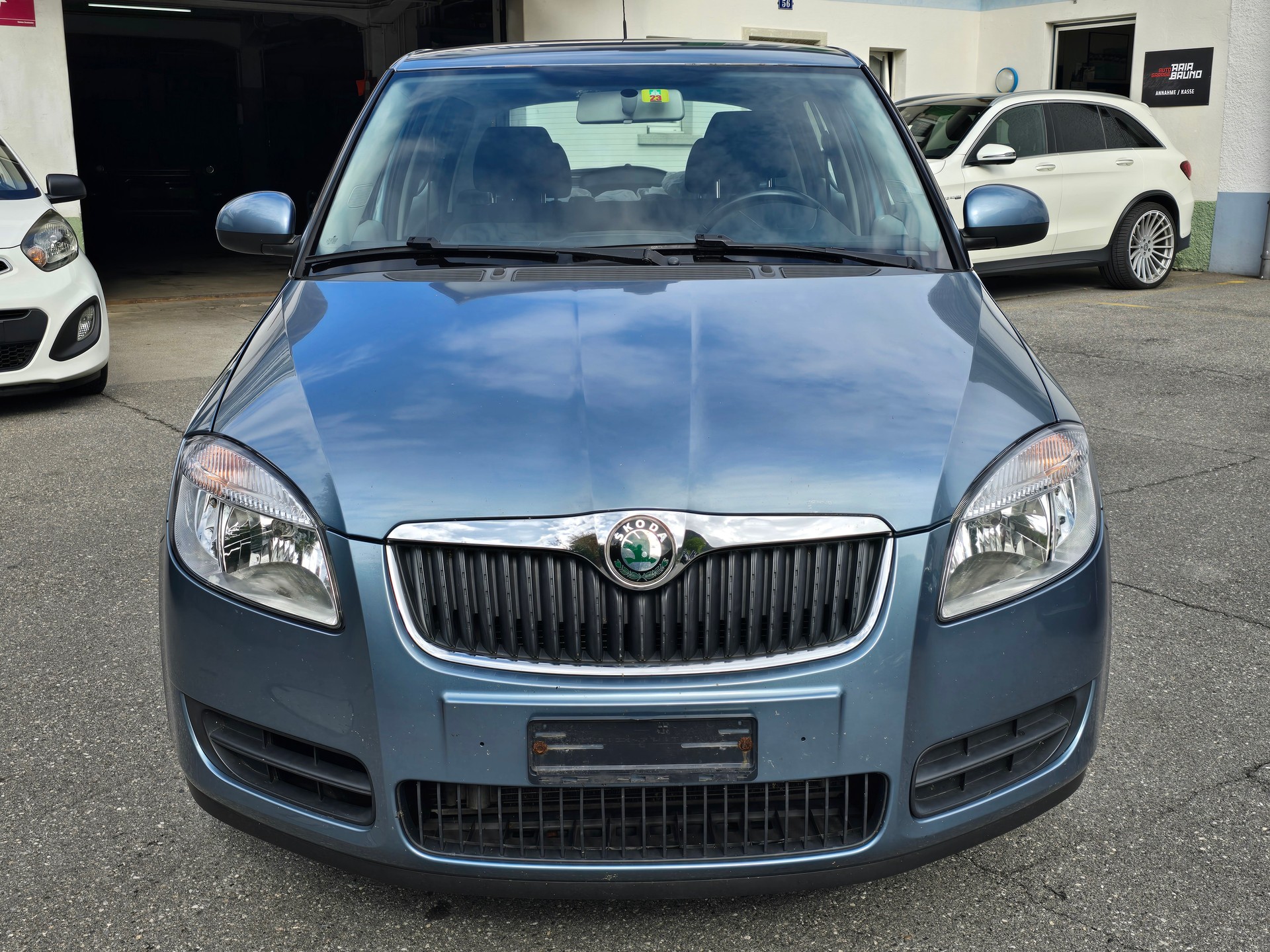SKODA Fabia 1.4 Elegance-image-1