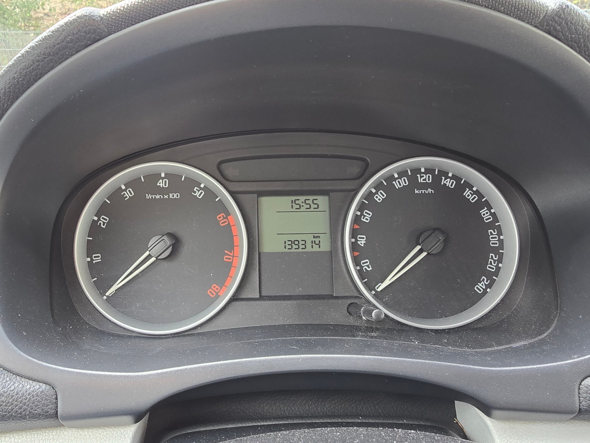 SKODA Fabia 1.4 Elegance-image-10