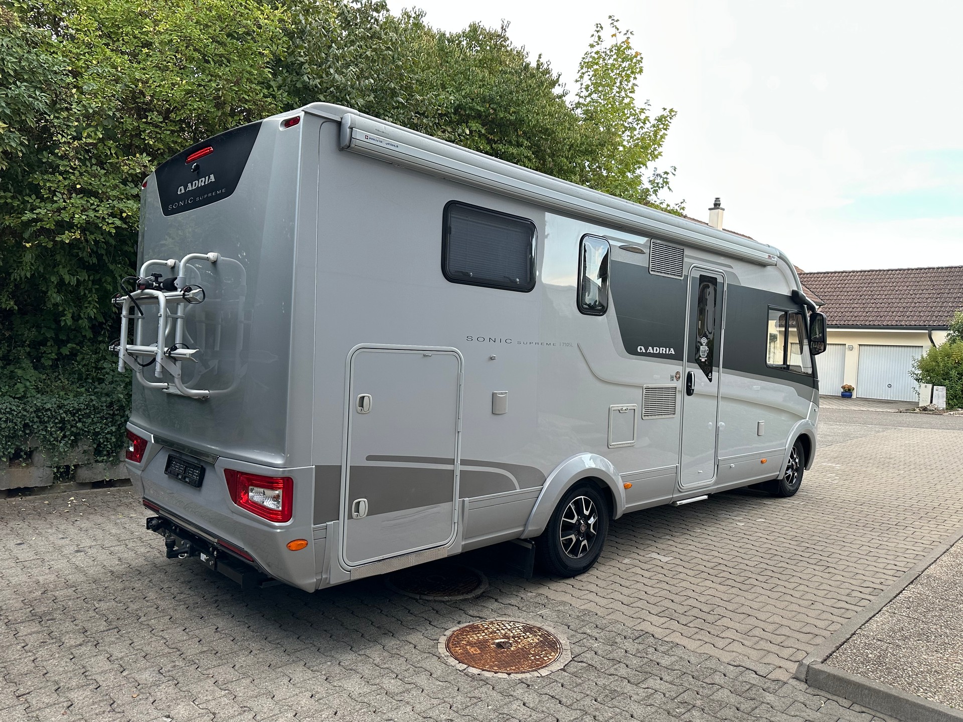 ADRIA Supreme I 710 SL-image-1