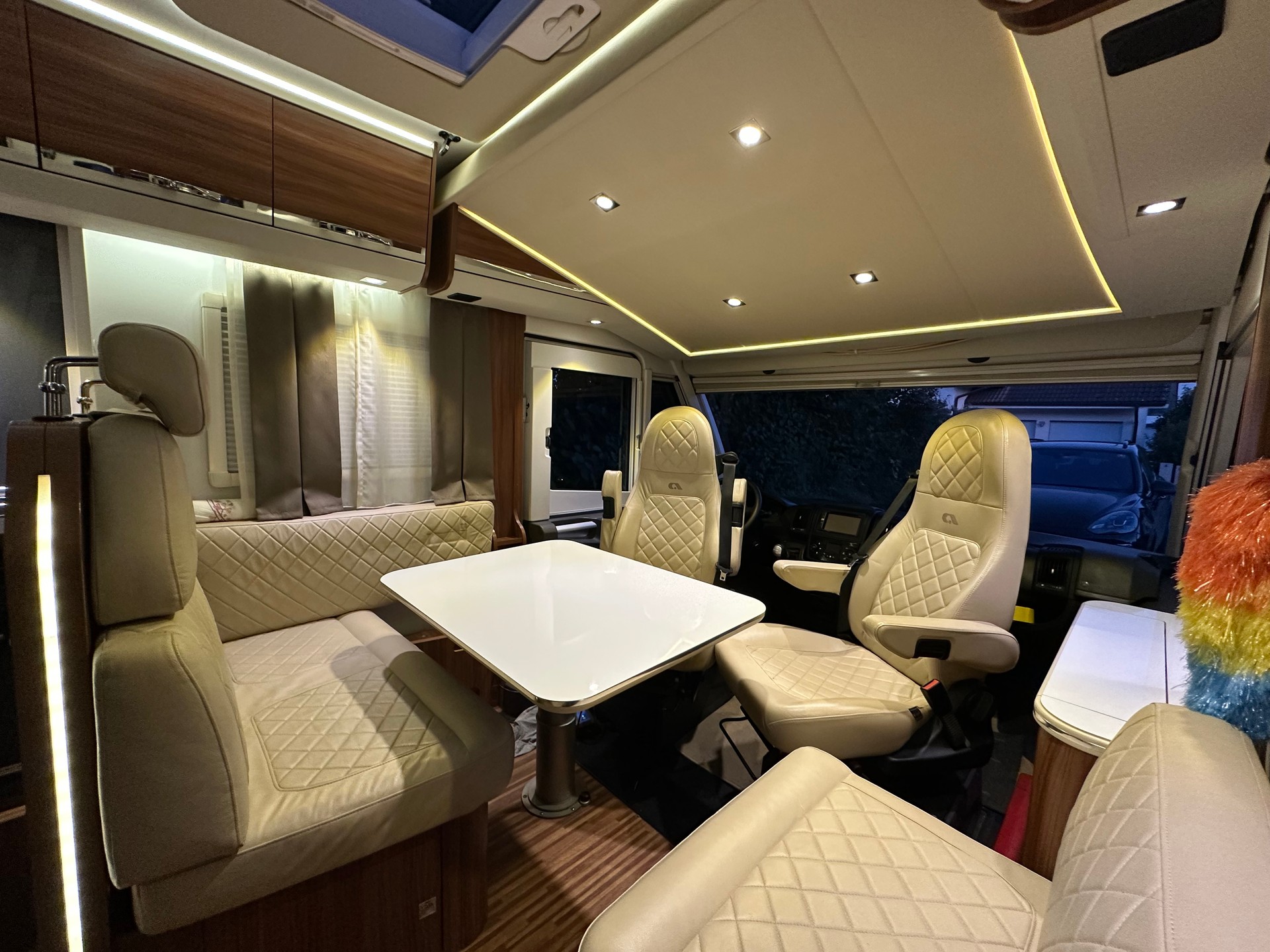 ADRIA Supreme I 710 SL-image-3