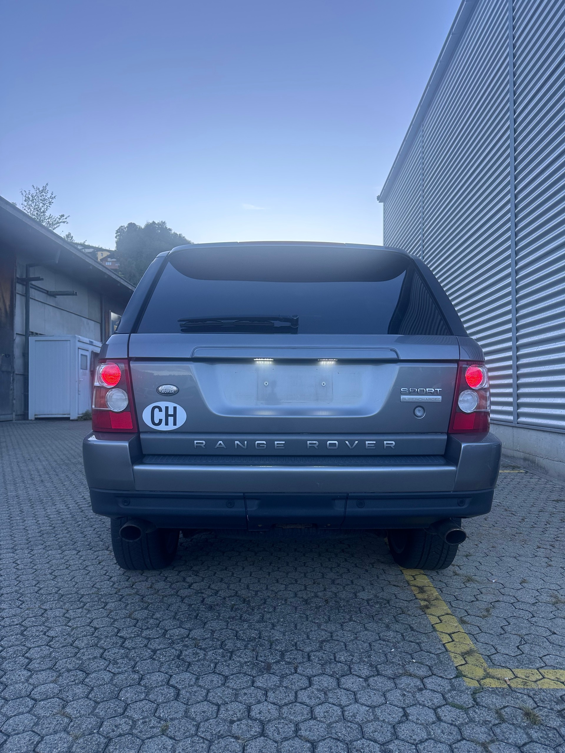 LAND ROVER Range Rover Sport 4.2 V8 SC Automatic, 4x4, ab MFK, ab Service-image-4