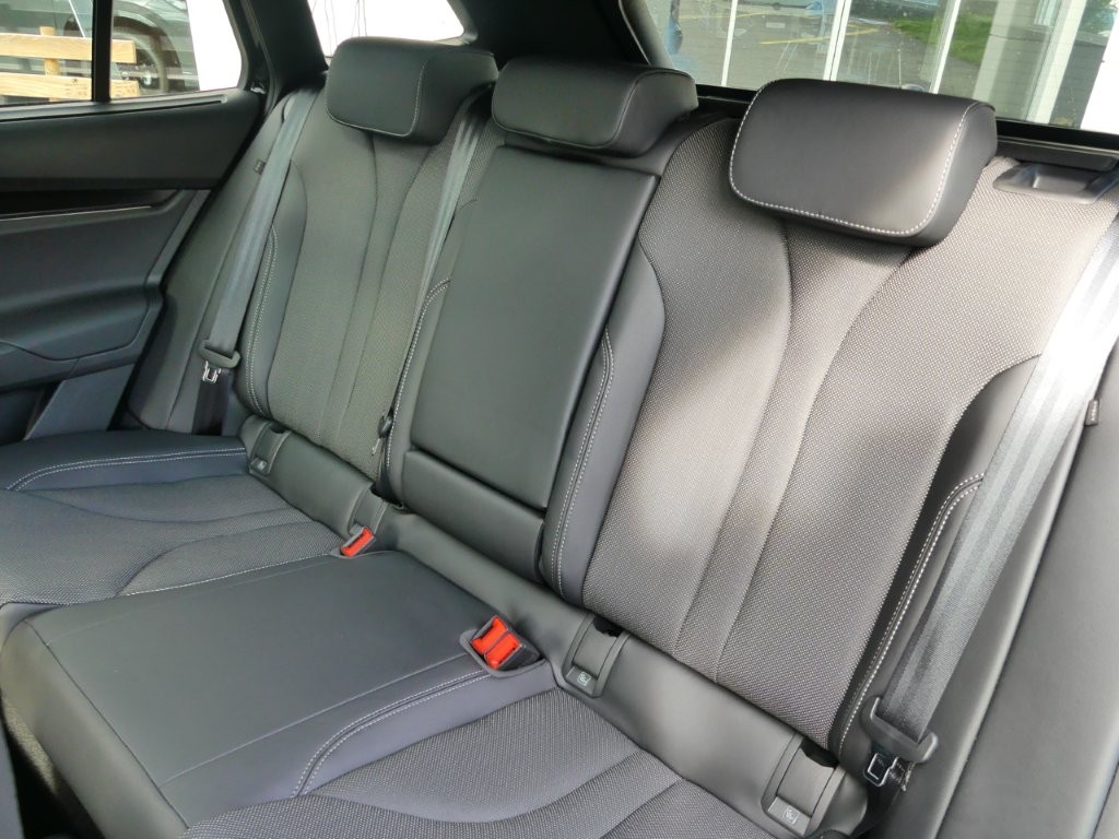 SKODA Enyaq 4x4 RS-image-11