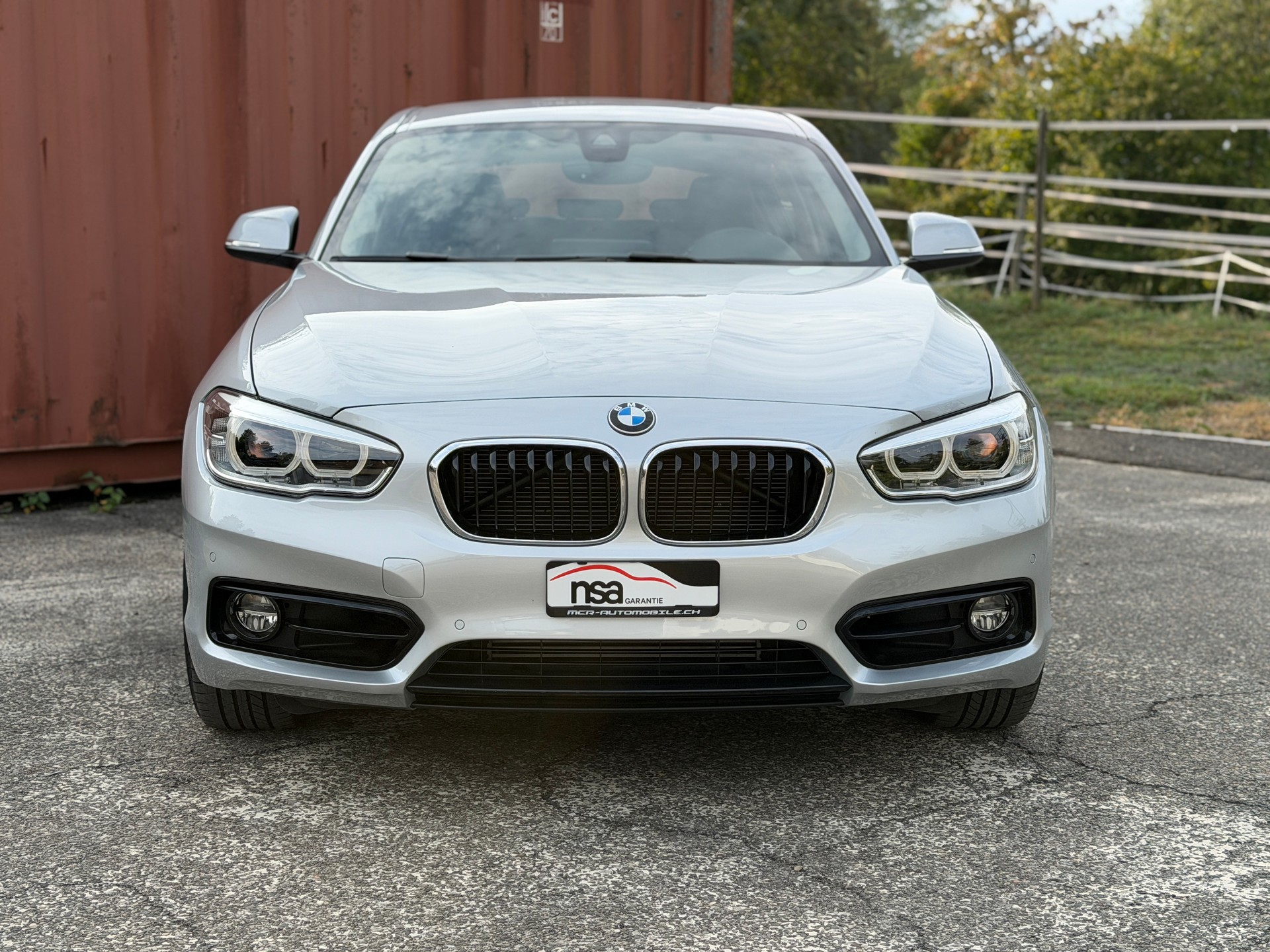 BMW 120d xDrive SAG-image-4