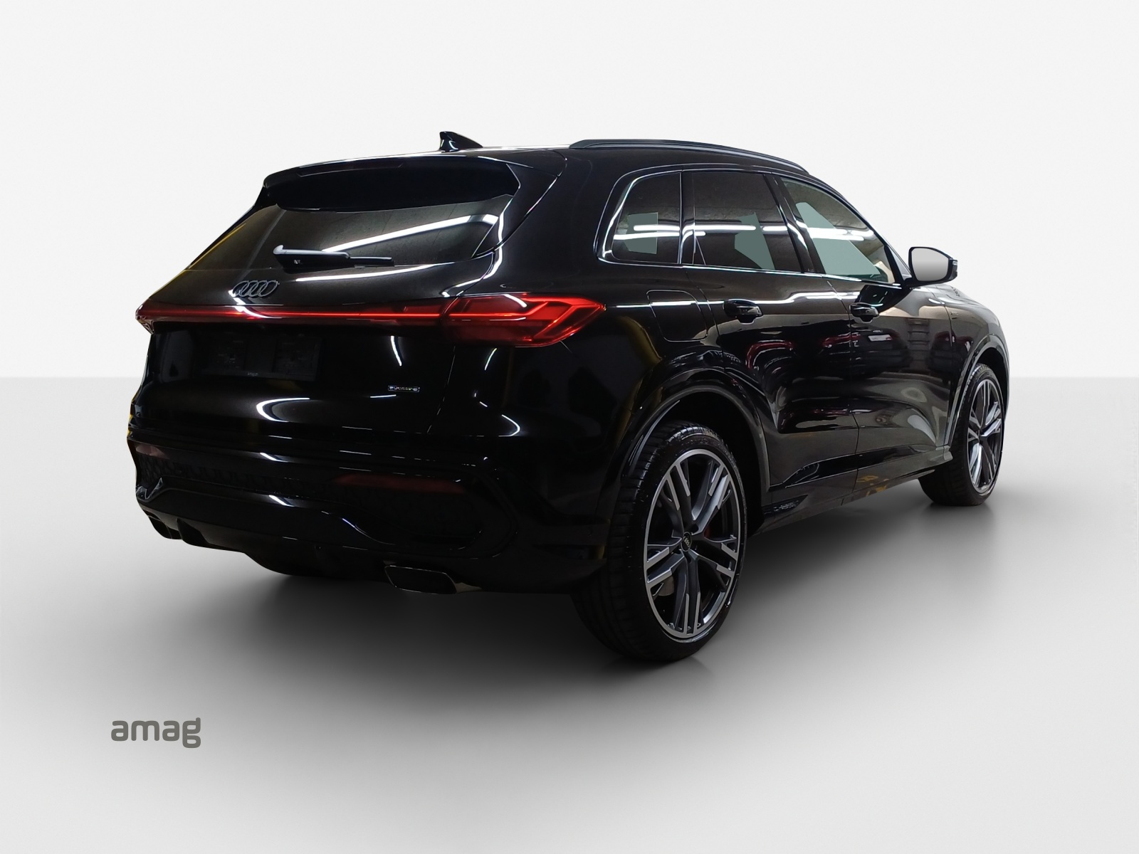 AUDI Q5 e-hybrid quattro 270 kW S-tronic-image-4