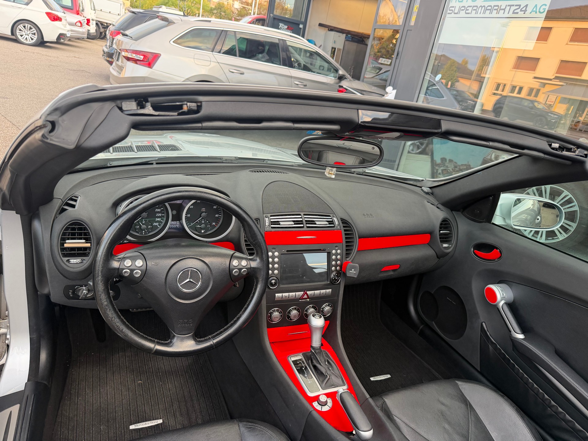 MERCEDES-BENZ SLK 350-image-11