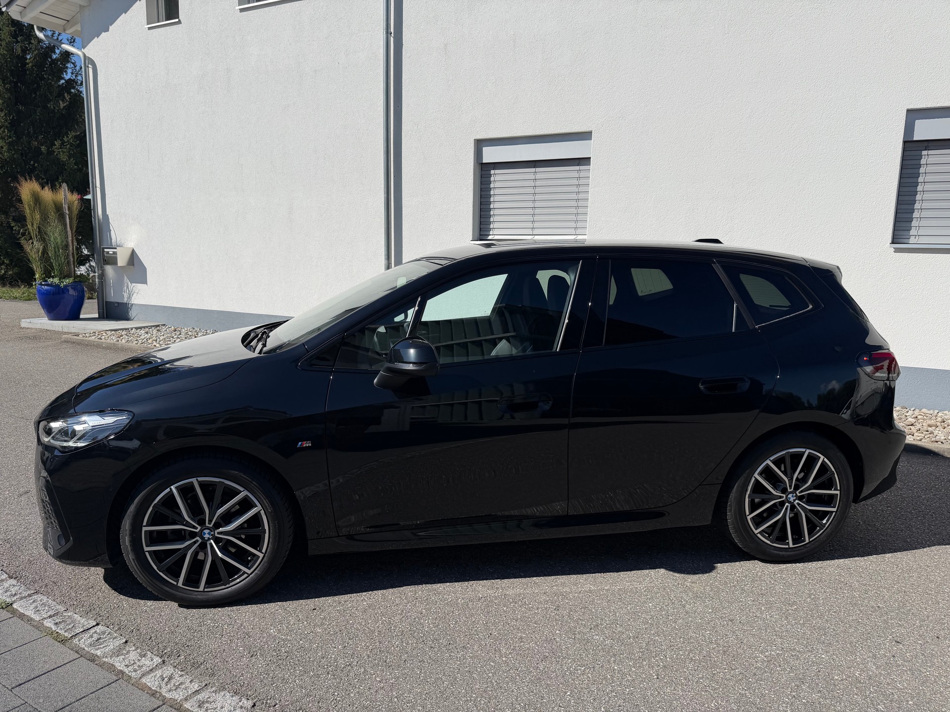 BMW 218d Active Tourer M Sport DKG-image-11