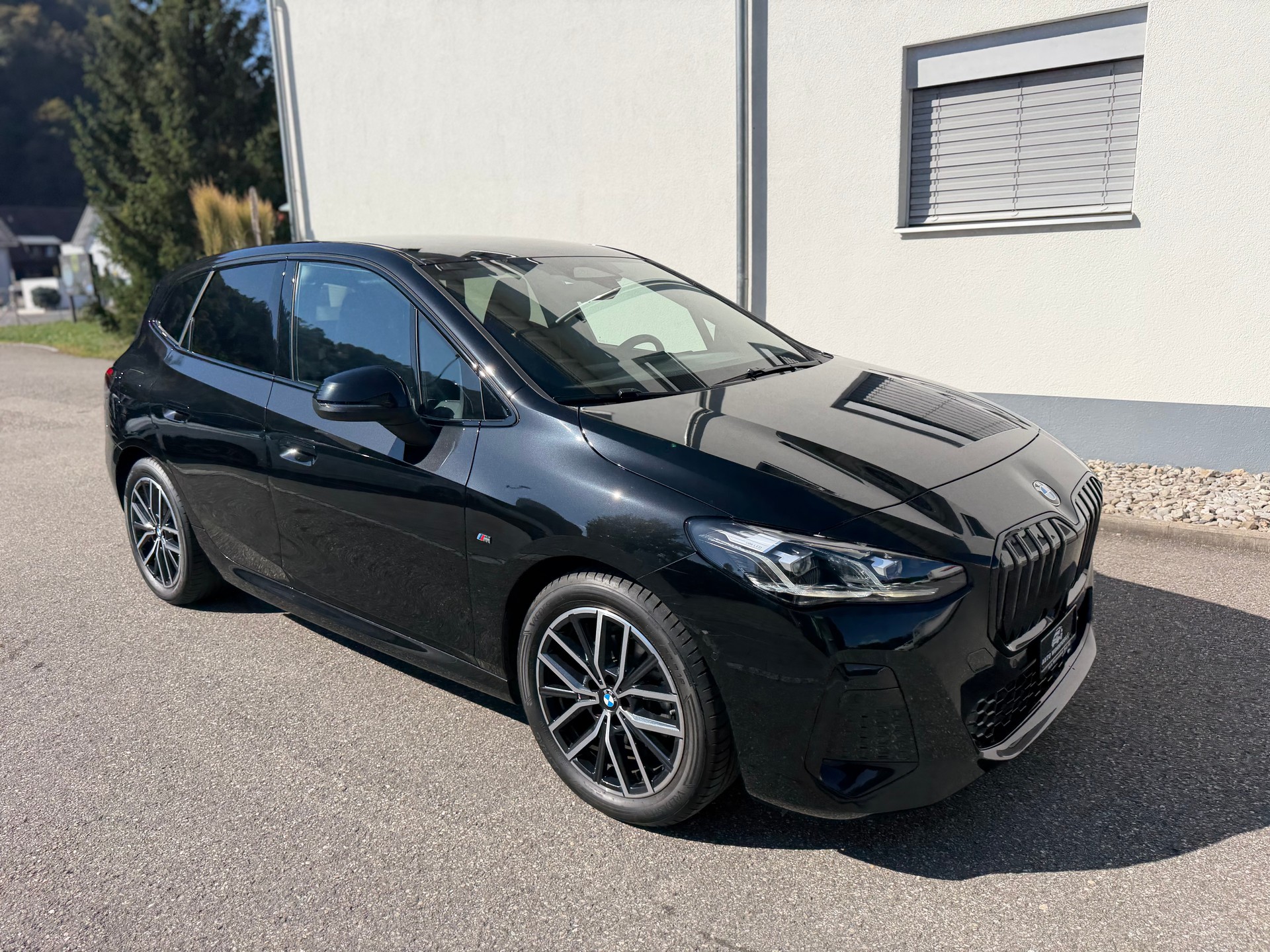 BMW 218d Active Tourer M Sport DKG-image-2