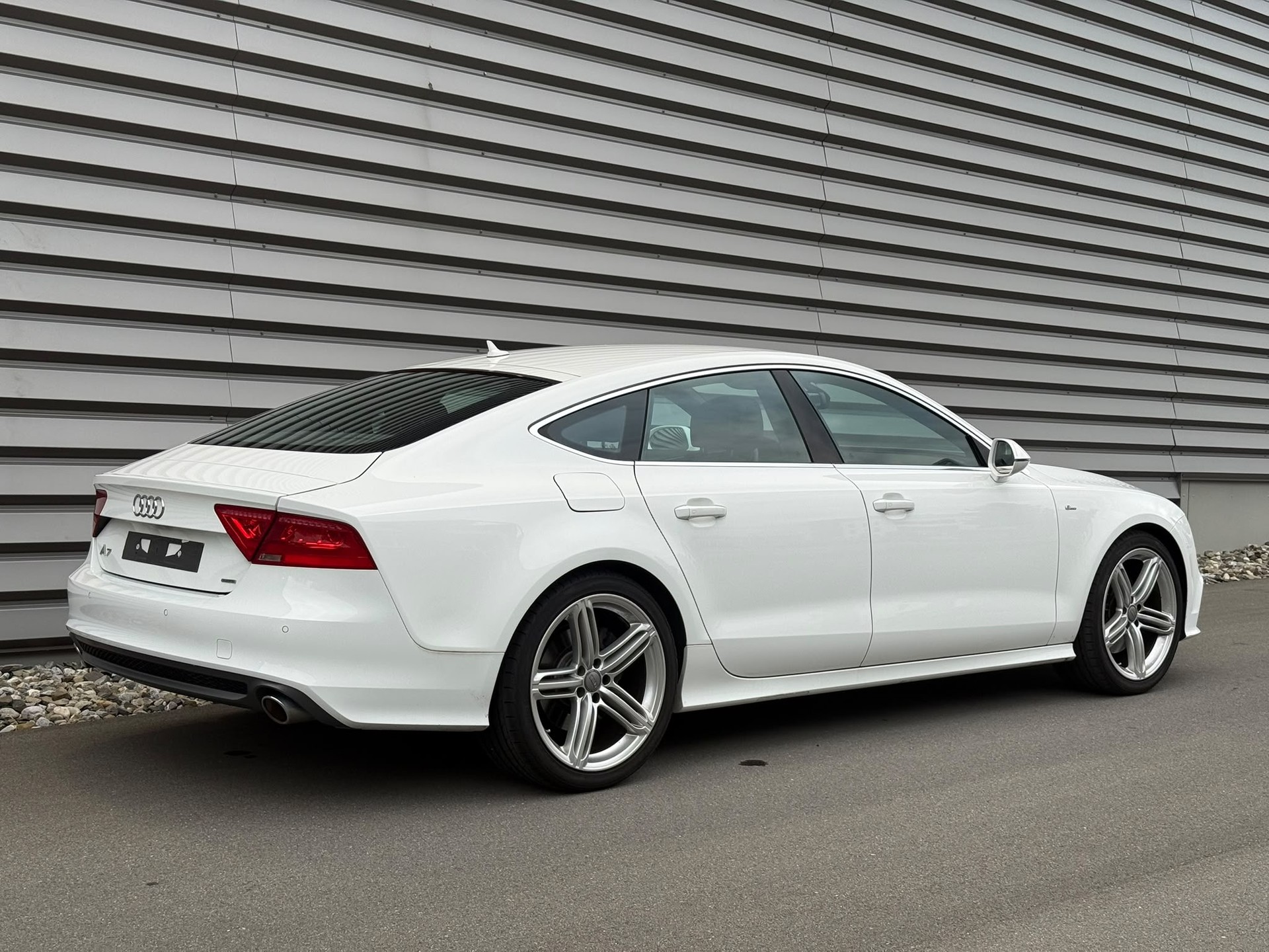 AUDI A7 Sportback 3.0 TDI quattro S-tronic-image-4