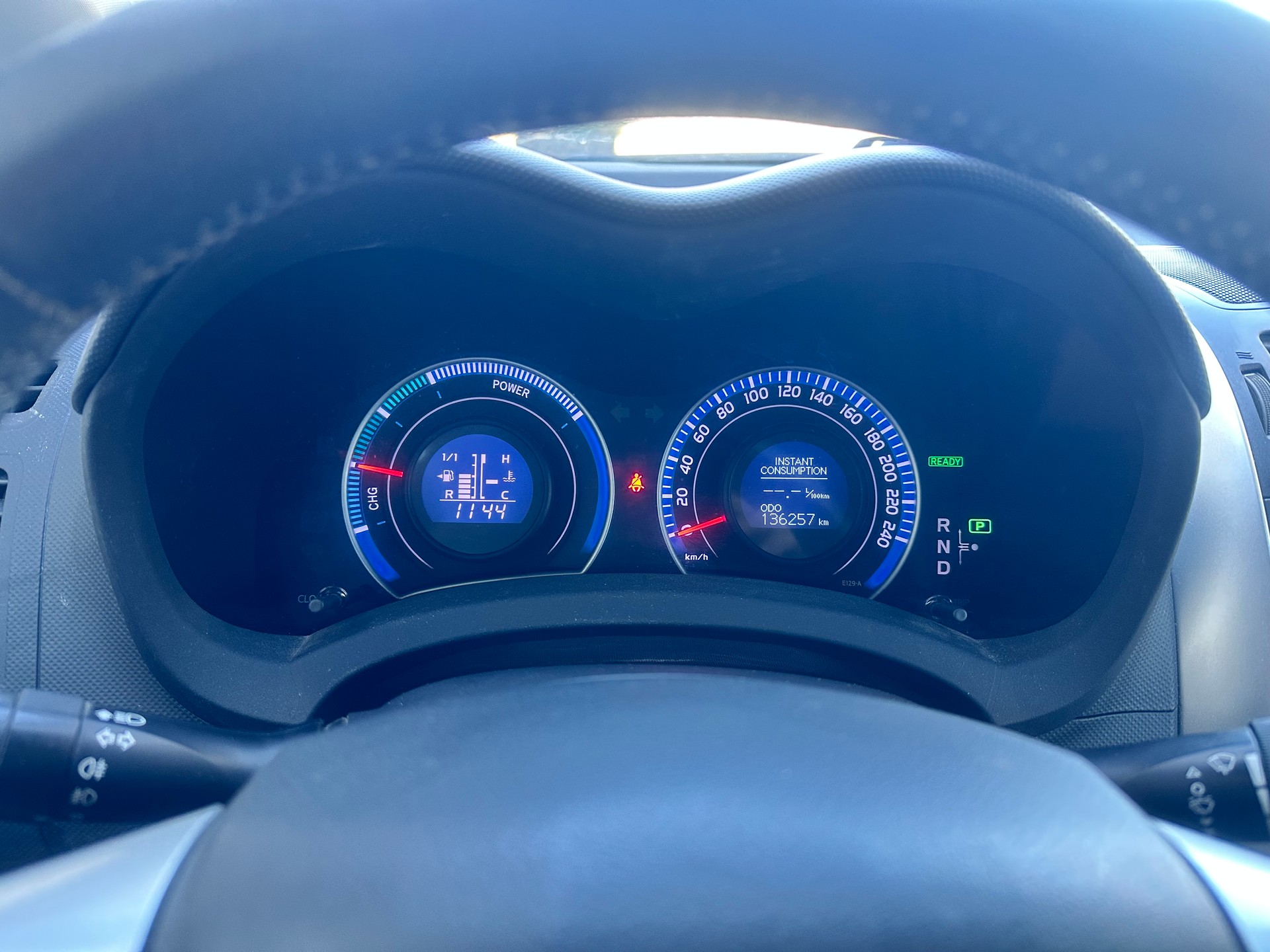 TOYOTA Auris 1.8 16V HSD Linea Luna-image-9