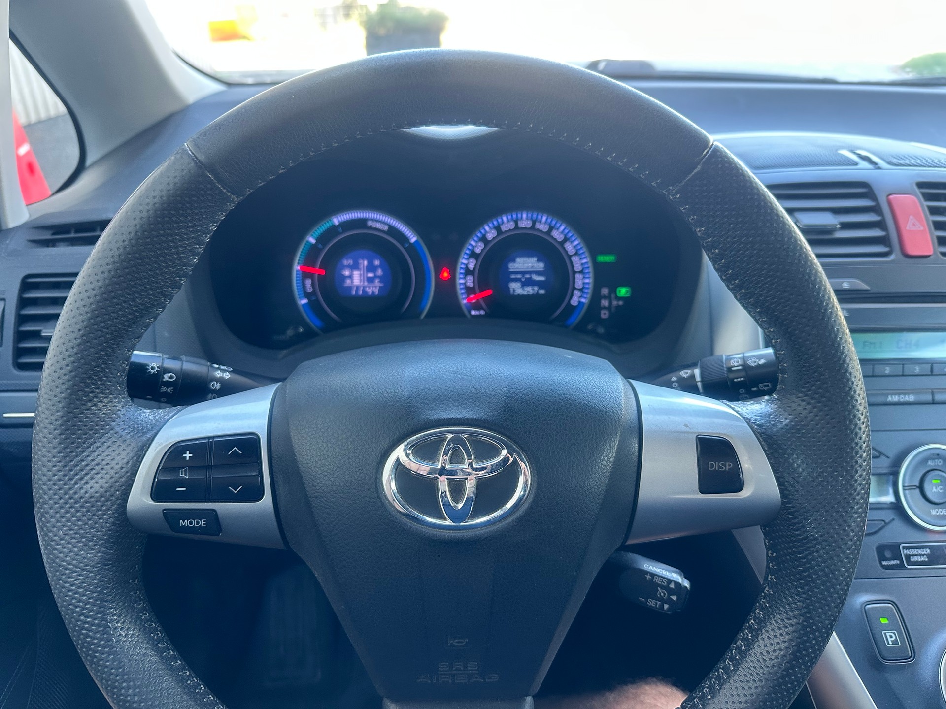TOYOTA Auris 1.8 16V HSD Linea Luna-image-10