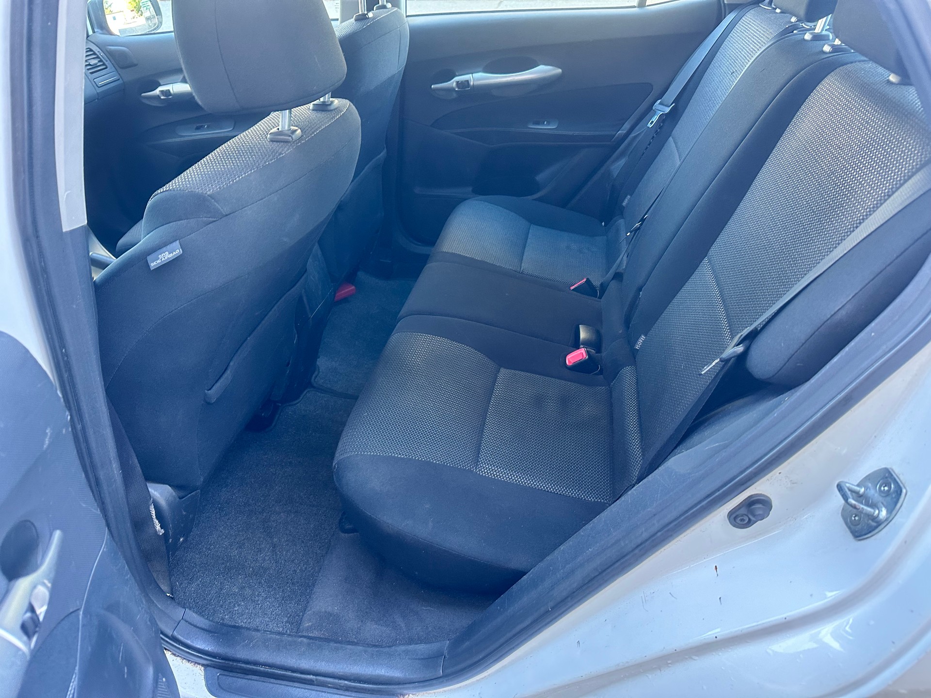 TOYOTA Auris 1.8 16V HSD Linea Luna-image-14