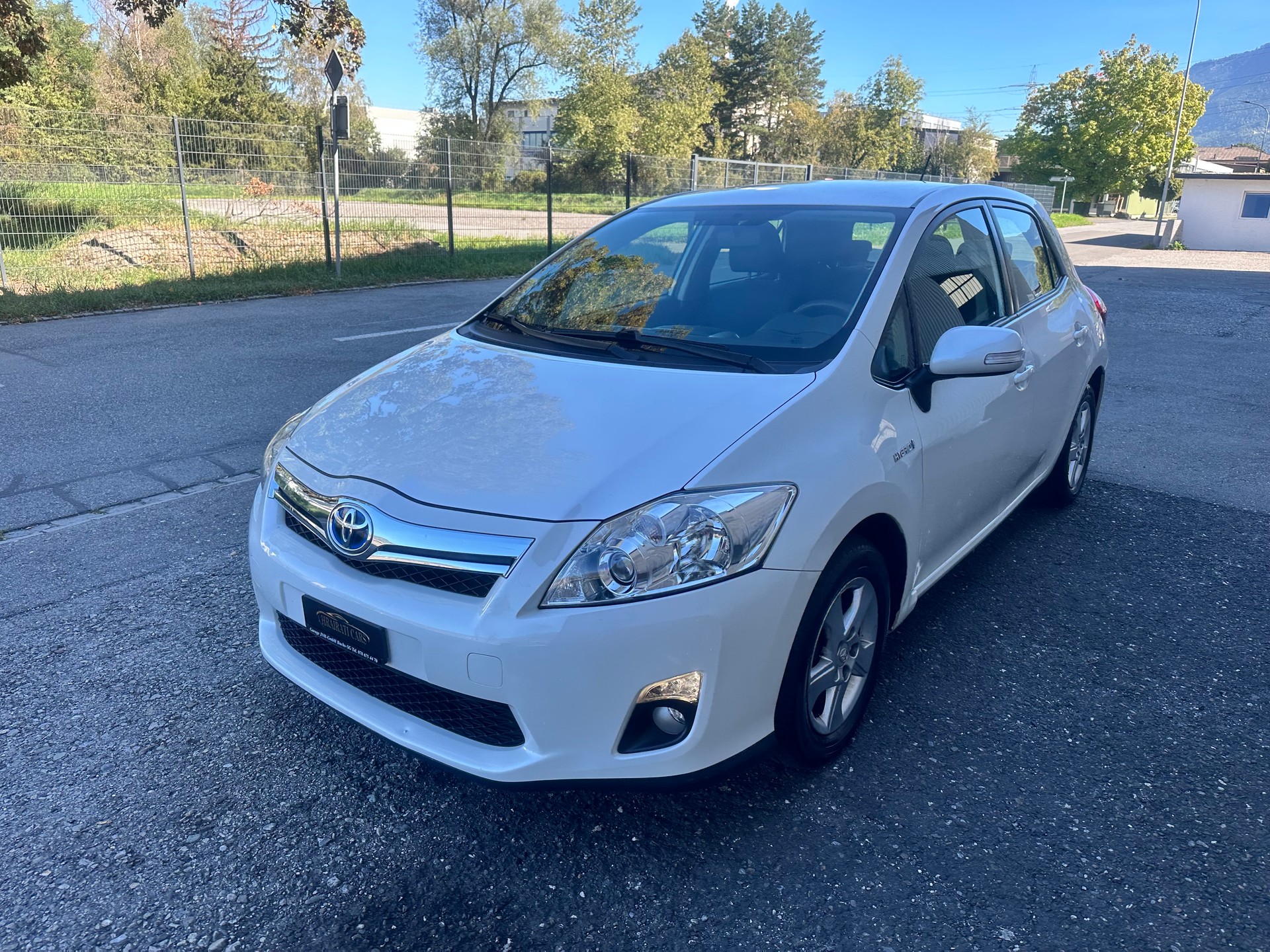 TOYOTA Auris 1.8 16V HSD Linea Luna-image-2