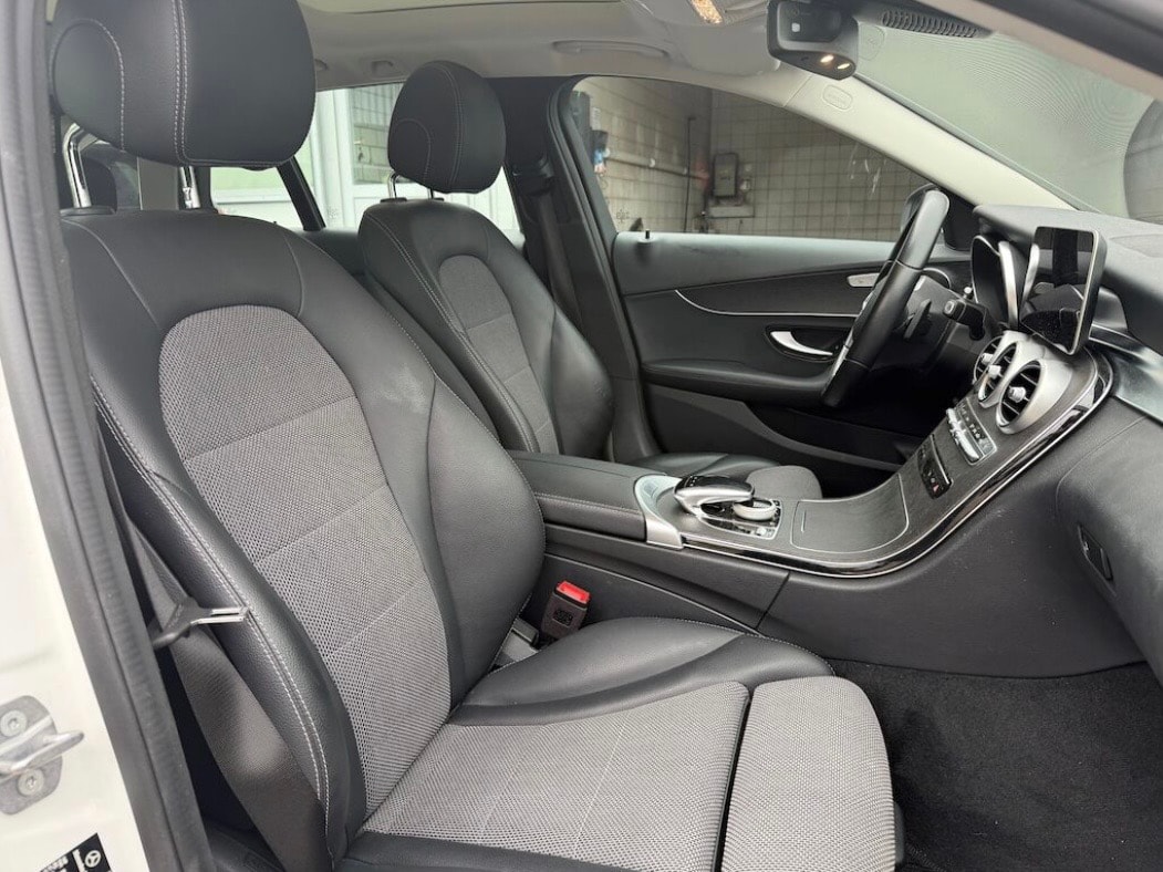 MERCEDES-BENZ C 220 d Avantgarde 4Matic 9G-Tronic-image-6