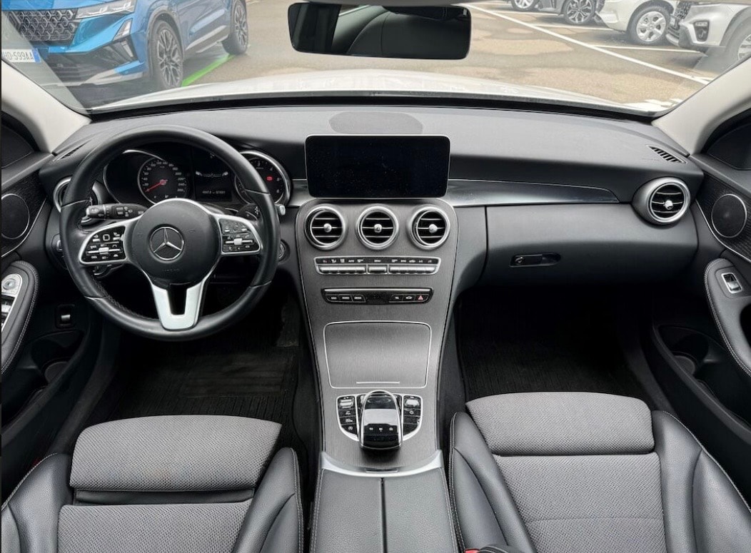 MERCEDES-BENZ C 220 d Avantgarde 4Matic 9G-Tronic-image-5