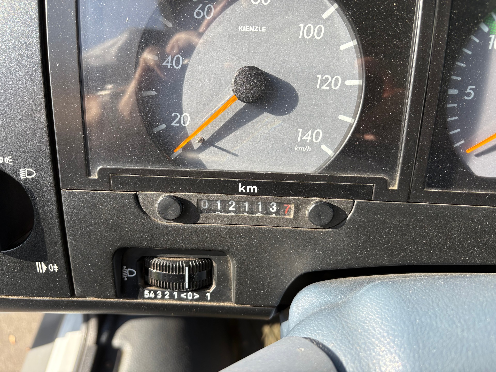 MERCEDES-BENZ Vario 815 D-image-18