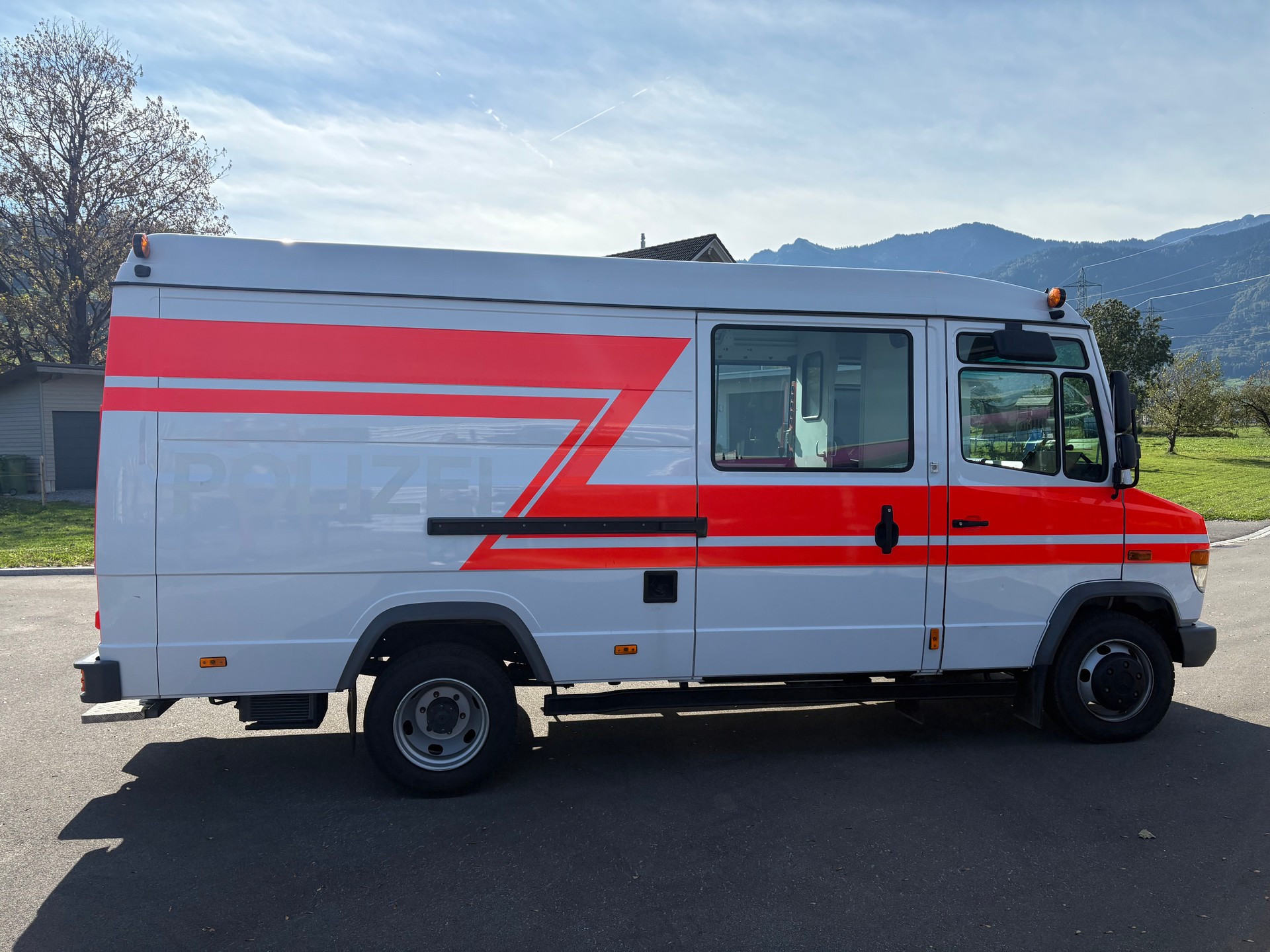 MERCEDES-BENZ Vario 815 D-image-5
