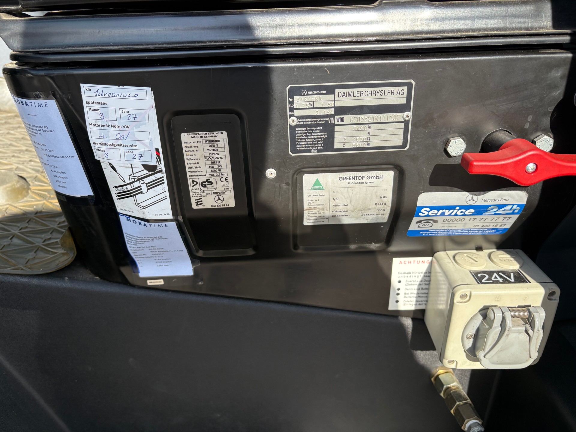 MERCEDES-BENZ Vario 815 D-image-13