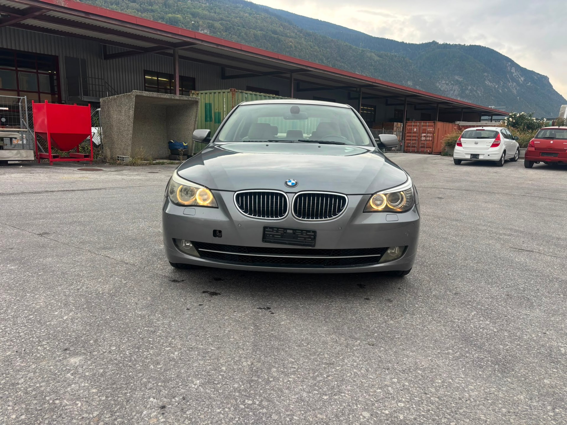 BMW 530xi Steptronic-image-3