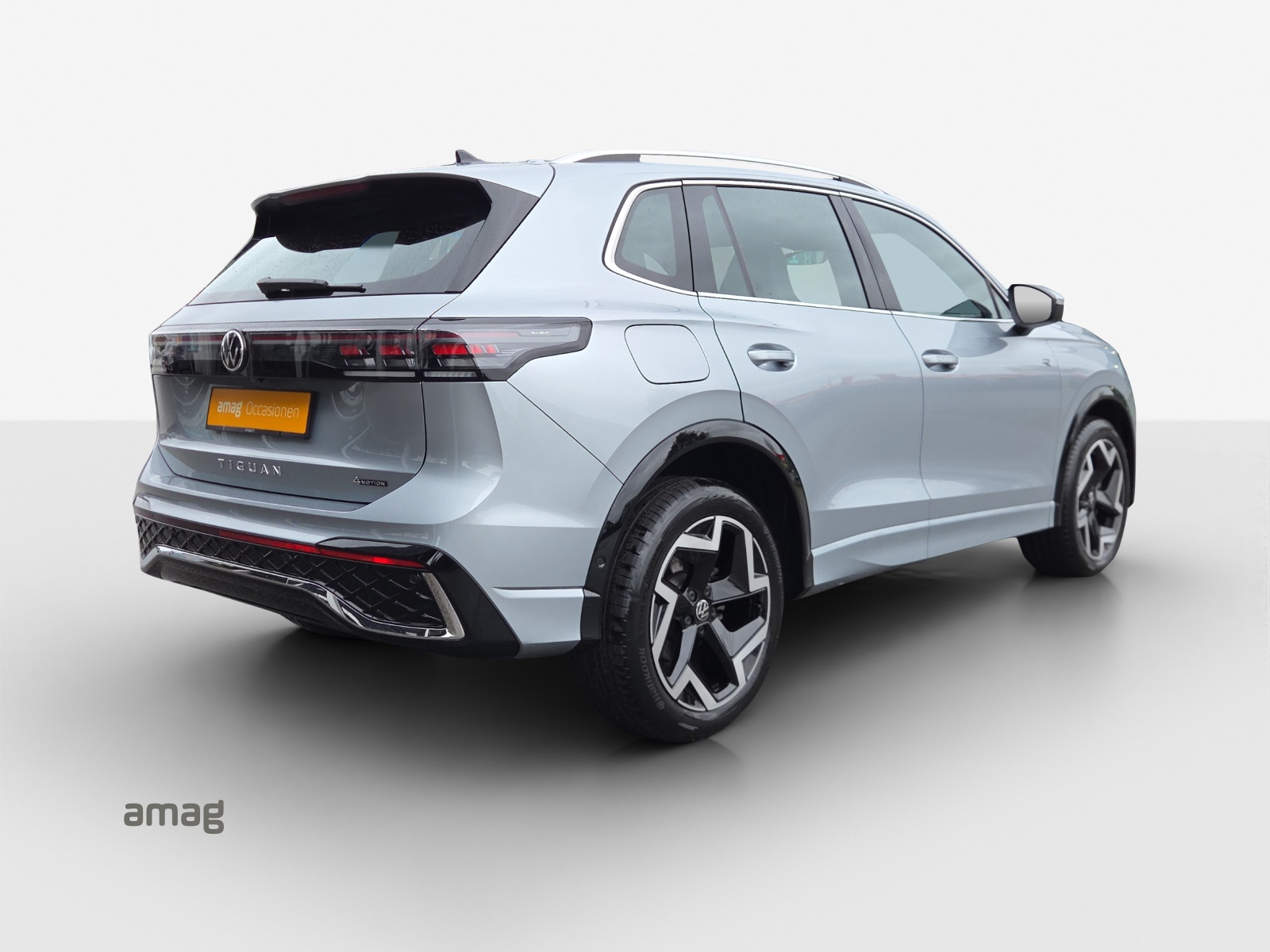 VW Tiguan 2.0 TSI DSG R-Line 4Motion-image-4