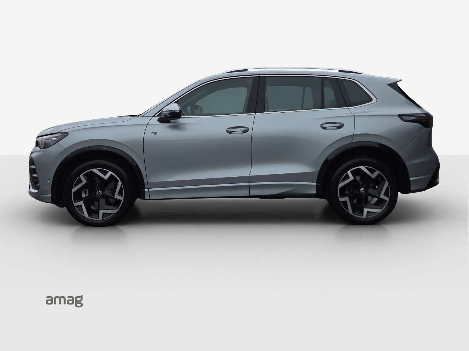 VW Tiguan 2.0 TSI DSG R-Line 4Motion-image-1