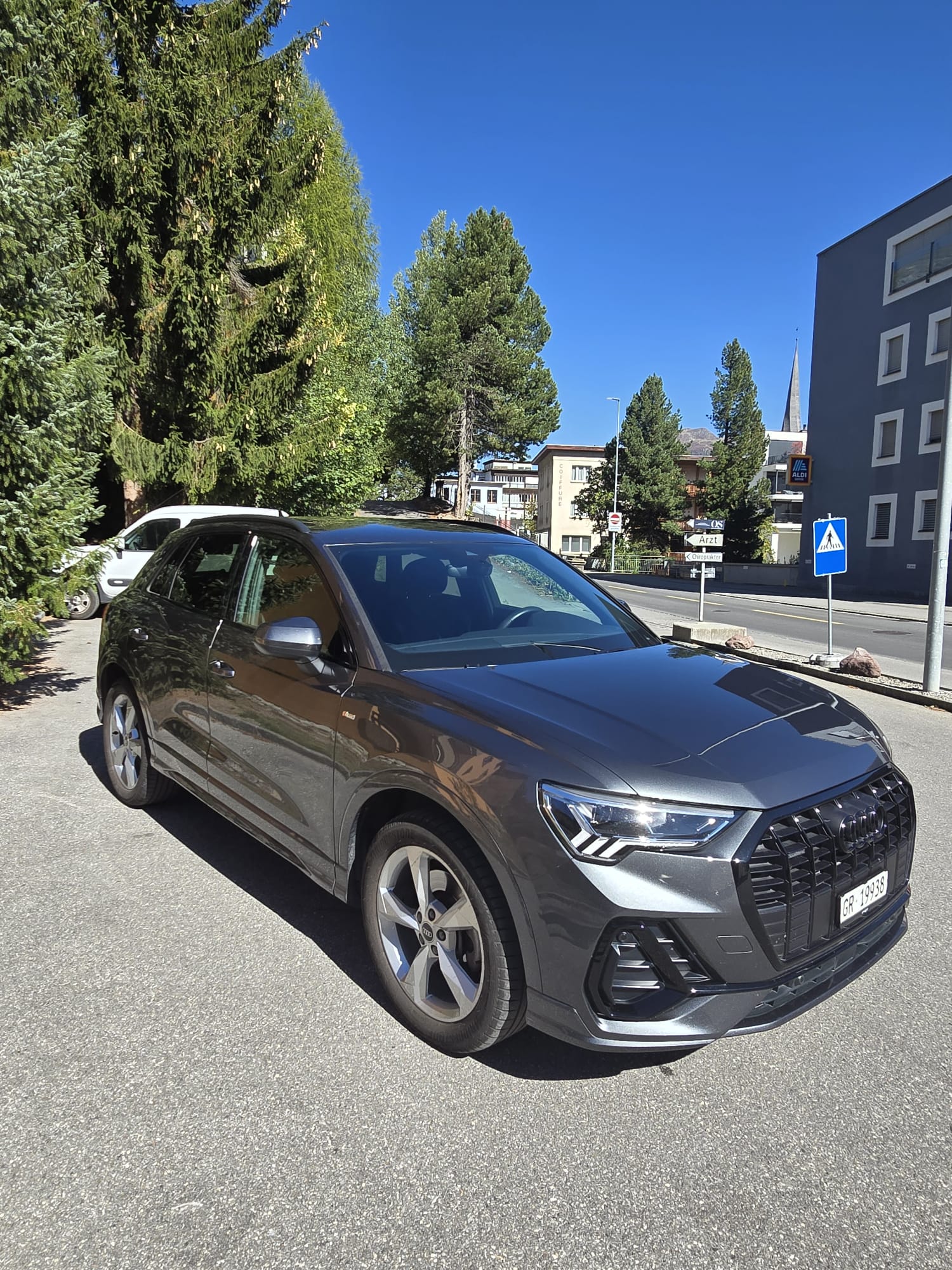 AUDI 2.0 40 TFSI S line quattro S-Tronic-image-1