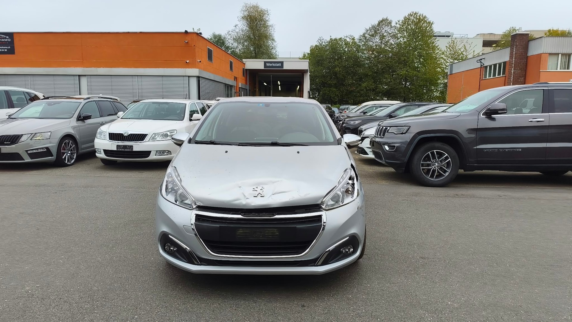 PEUGEOT 208 1.2 PureTech Style-image-0