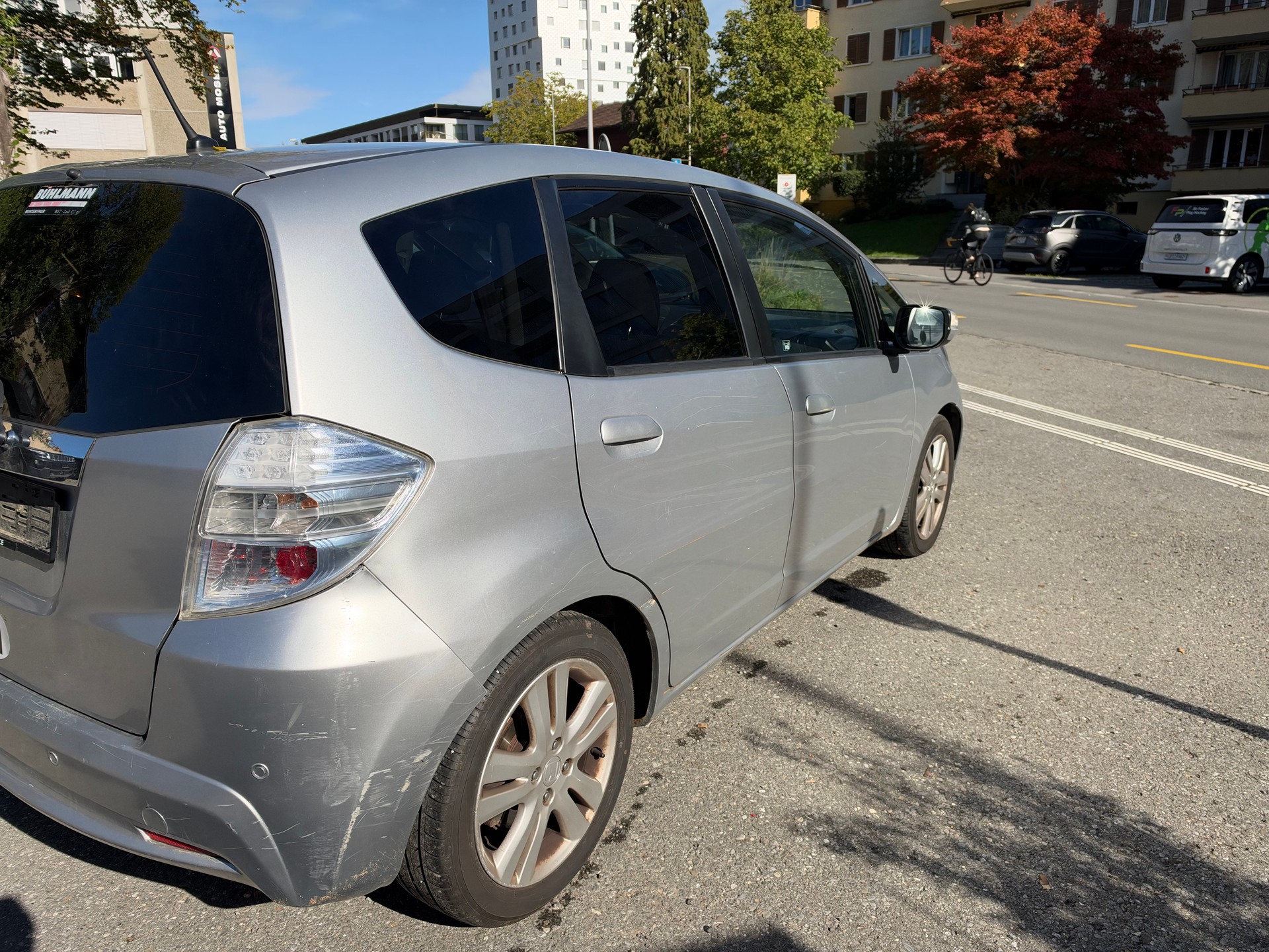 HONDA Jazz 1.3i Hybrid Elegance CVT-image-4