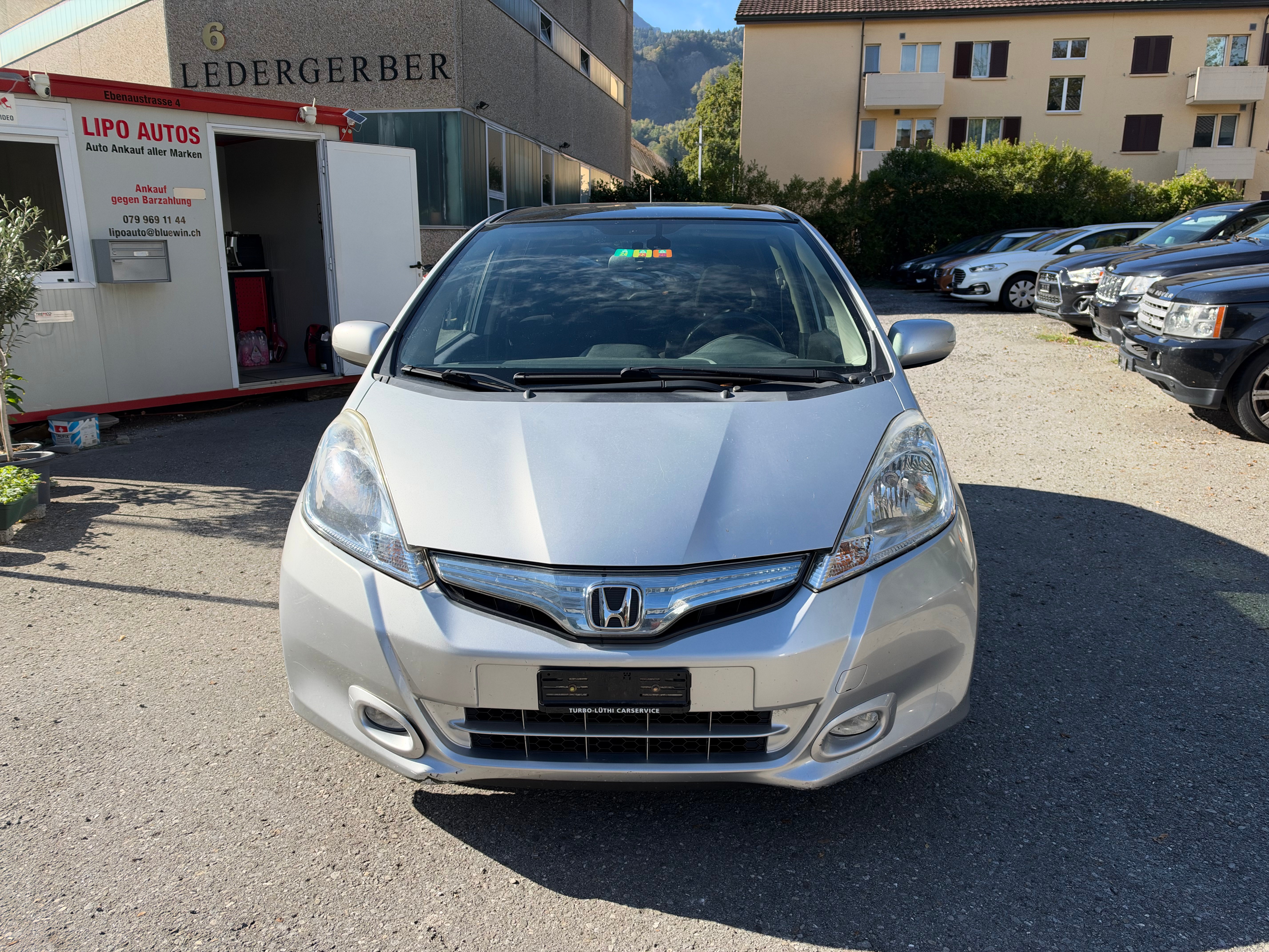 Car photo